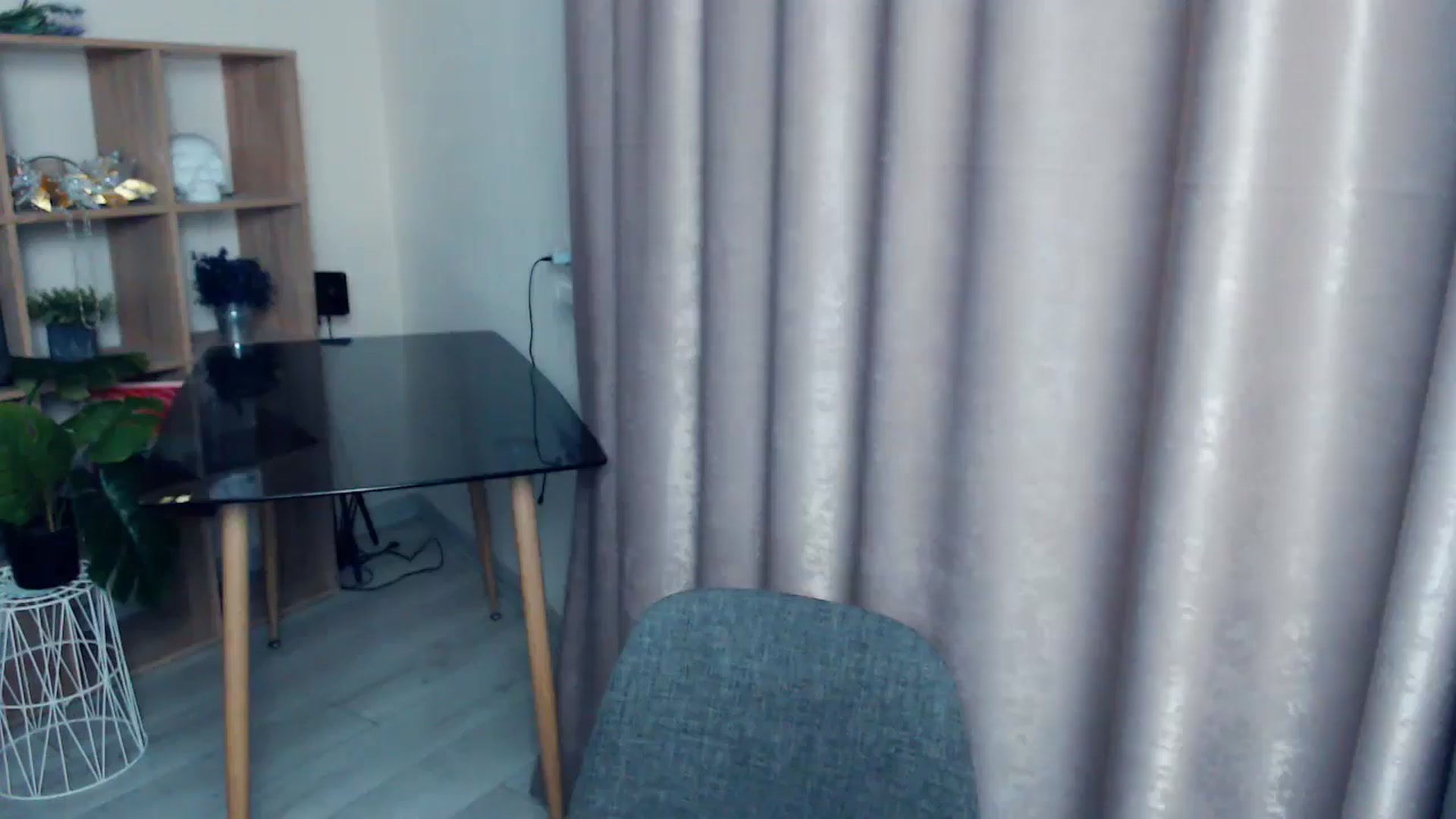 Gallery image thumbnail from Kukla_kolduna's myfreecams stream on, 09/11/2025, 17:30 image 15 of 20