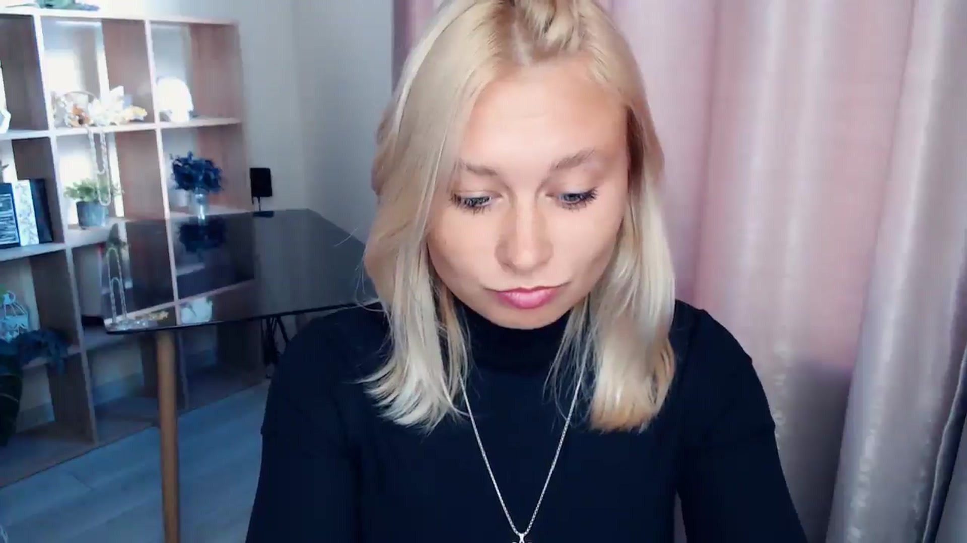 Gallery image thumbnail from Kukla_kolduna's myfreecams stream on, 09/27/2025, 14:39 image 6 of 20