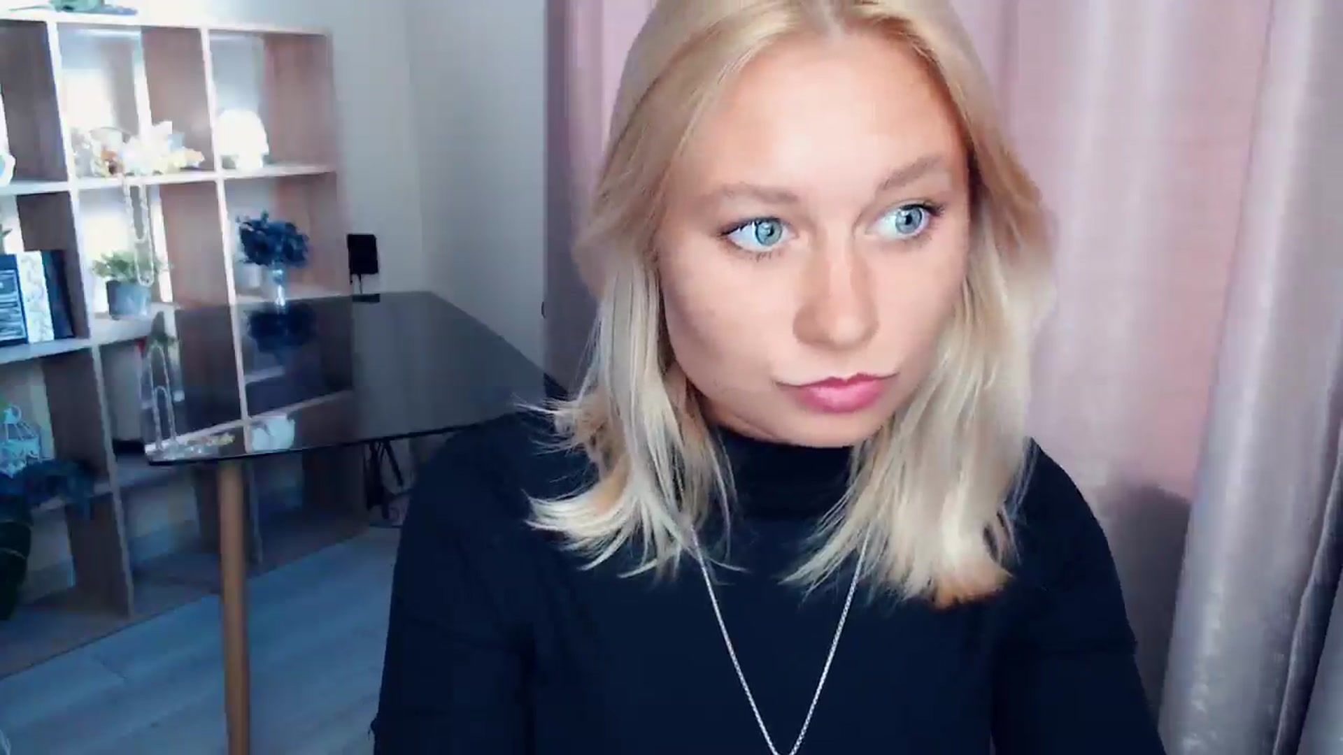 Gallery image thumbnail from Kukla_kolduna's myfreecams stream on, 09/27/2025, 14:39 image 2 of 20