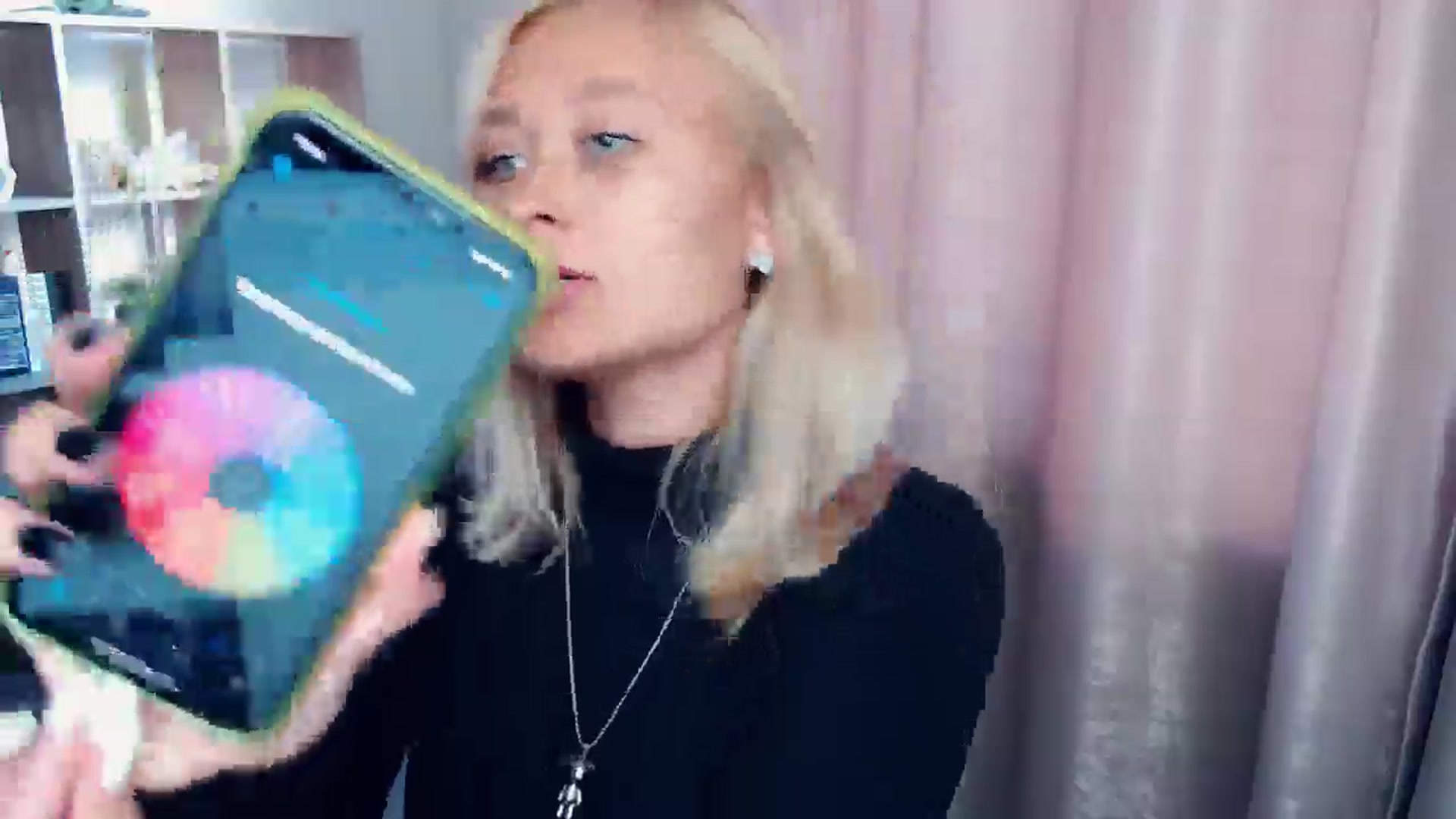 Gallery image thumbnail from Kukla_kolduna's myfreecams stream on, 09/27/2025, 14:39 image 4 of 20