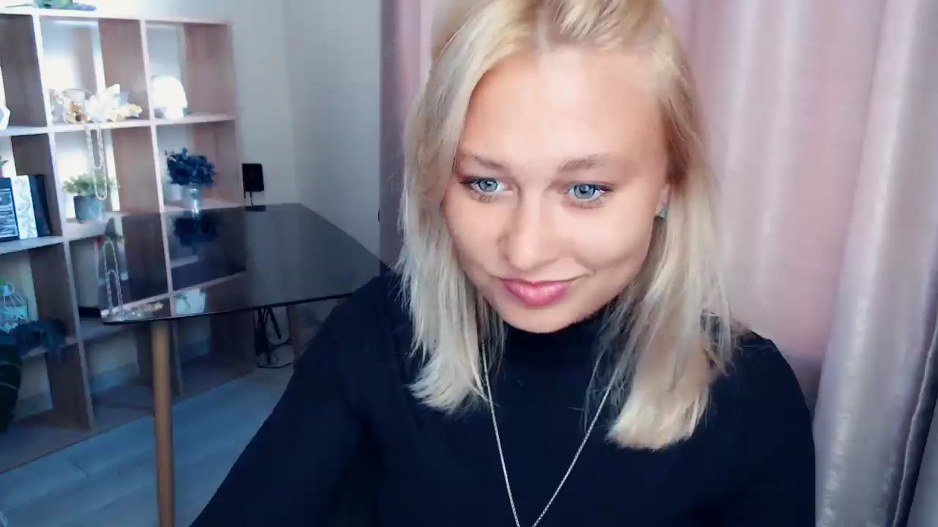 Gallery image thumbnail from Kukla_kolduna's myfreecams stream on, 09/27/2025, 14:39 image 16 of 20
