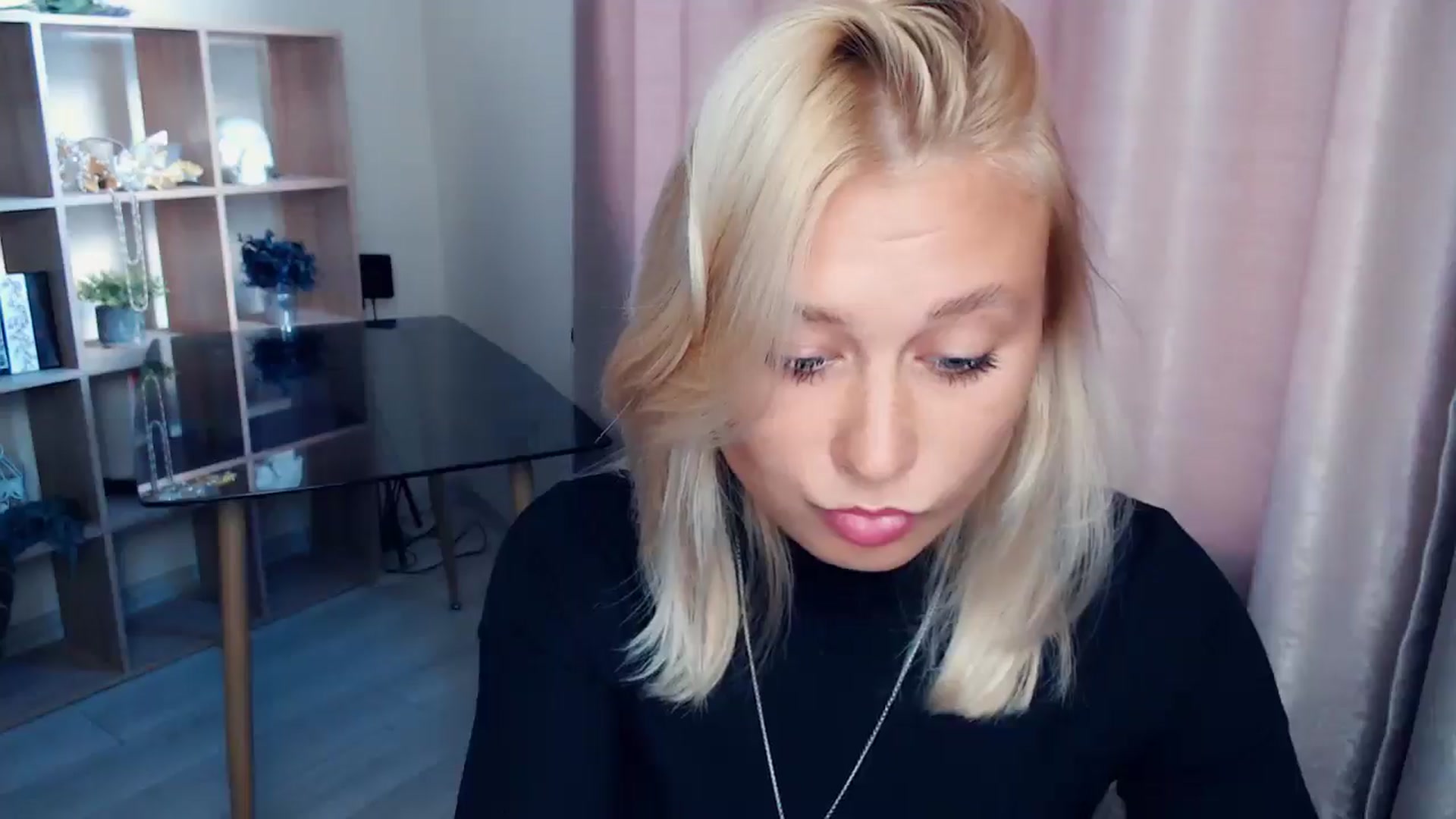 Gallery image thumbnail from Kukla_kolduna's myfreecams stream on, 09/27/2025, 14:39 image 20 of 20