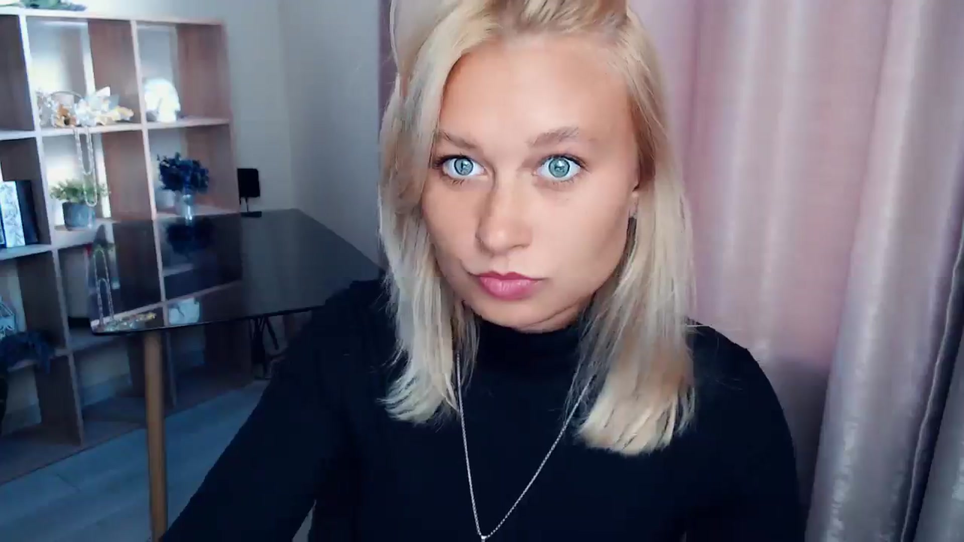Gallery image thumbnail from Kukla_kolduna's myfreecams stream on, 09/27/2025, 14:39 image 18 of 20