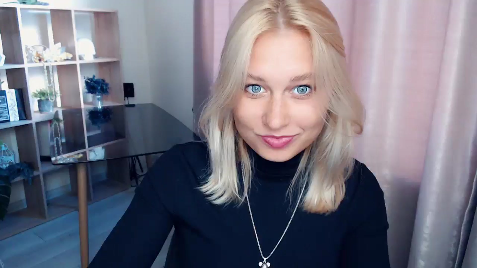 Gallery image thumbnail from Kukla_kolduna's myfreecams stream on, 09/27/2025, 14:39 image 9 of 20