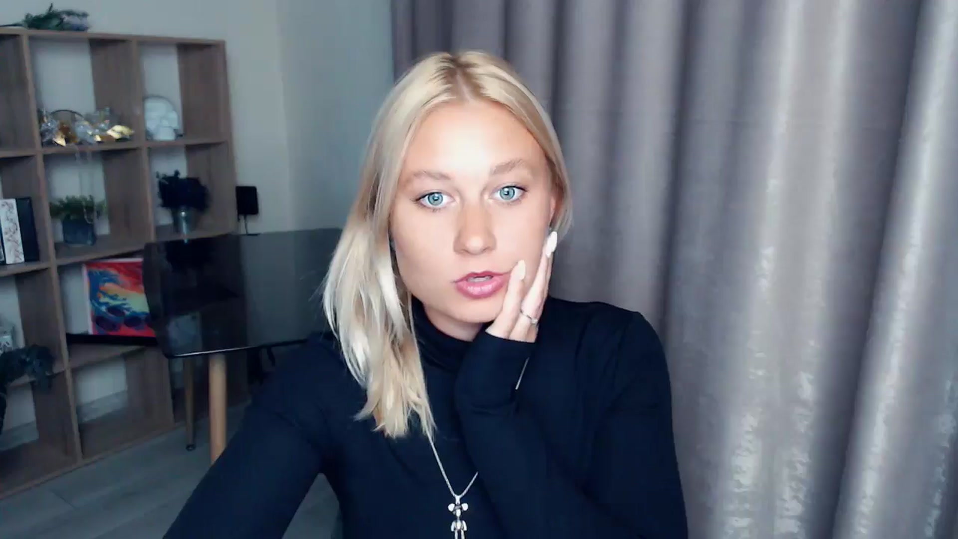 Gallery image thumbnail from Kukla_kolduna's myfreecams stream on, 09/27/2025, 18:04 image 13 of 20