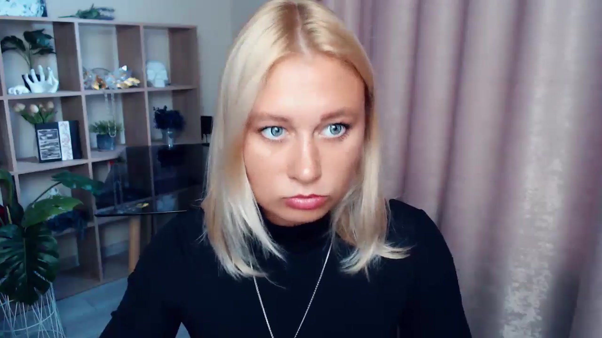 Gallery image thumbnail from Kukla_kolduna's myfreecams stream on, 09/28/2025, 15:07 image 2 of 20
