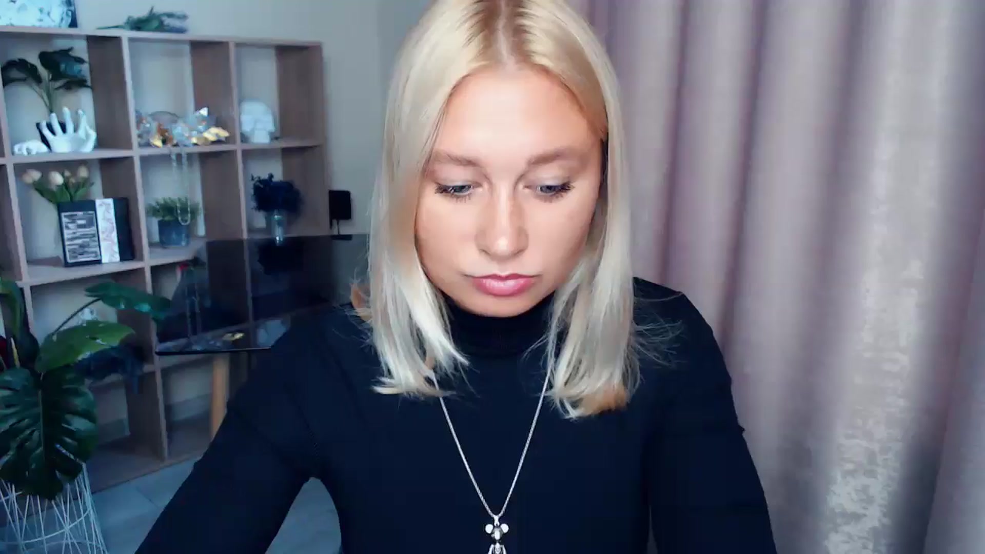 Gallery image thumbnail from Kukla_kolduna's myfreecams stream on, 09/28/2025, 15:07 image 7 of 20
