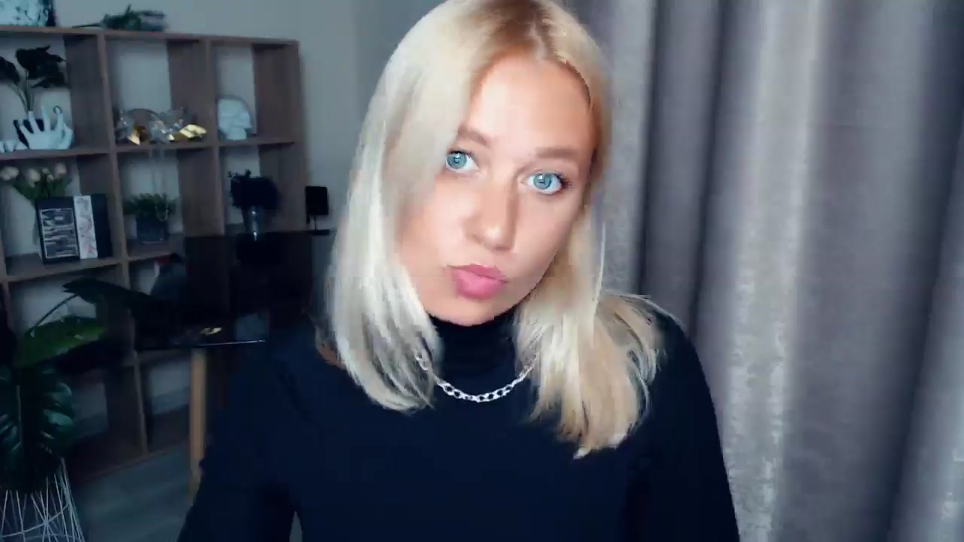 Gallery image thumbnail from Kukla_kolduna's myfreecams stream on, 09/28/2025, 16:20 image 9 of 20