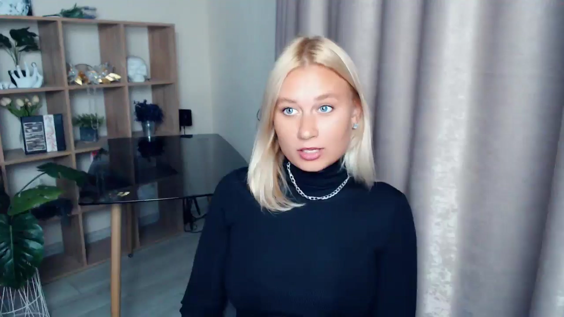Gallery image thumbnail from Kukla_kolduna's myfreecams stream on, 09/28/2025, 16:20 image 2 of 20