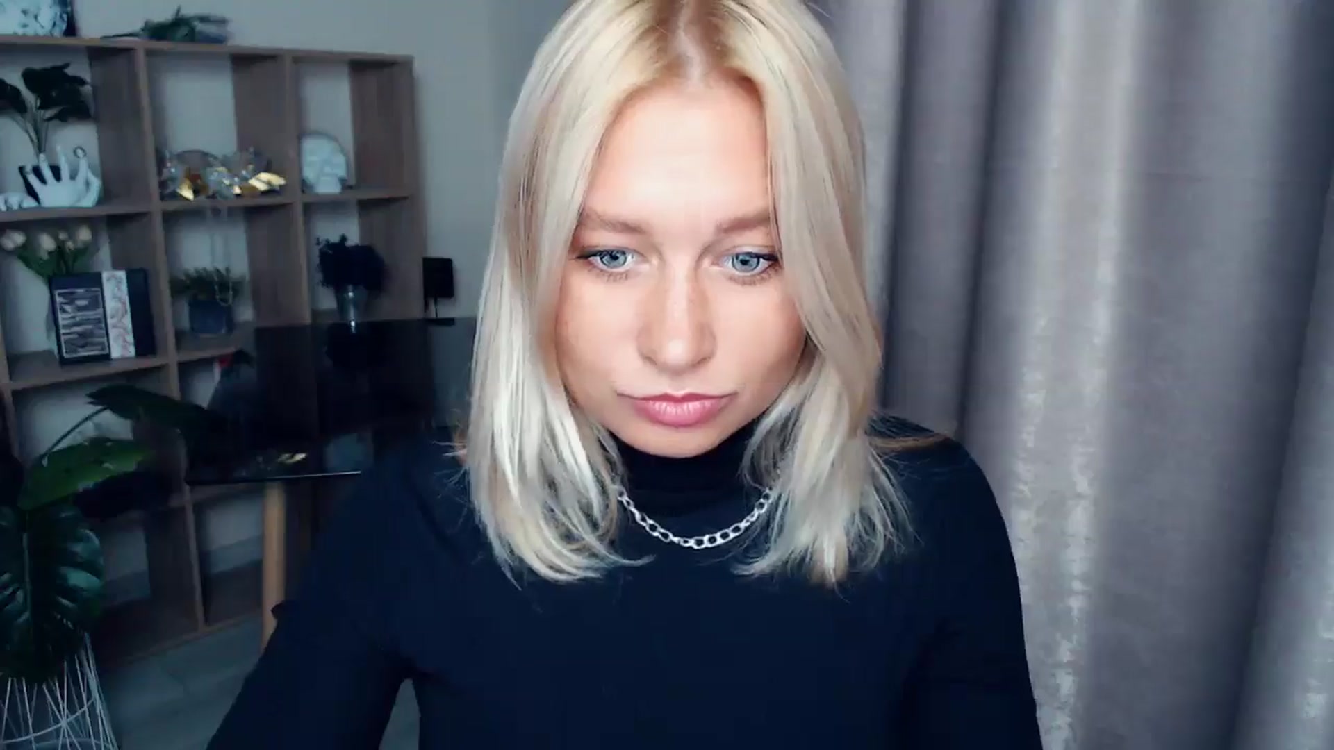 Gallery image thumbnail from Kukla_kolduna's myfreecams stream on, 09/28/2025, 16:20 image 7 of 20