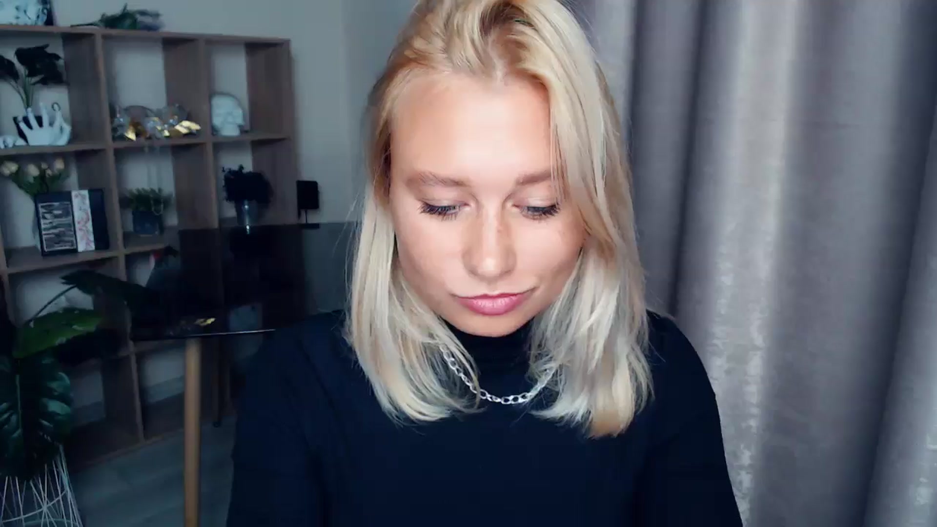 Gallery image thumbnail from Kukla_kolduna's myfreecams stream on, 09/28/2025, 16:20 image 10 of 20