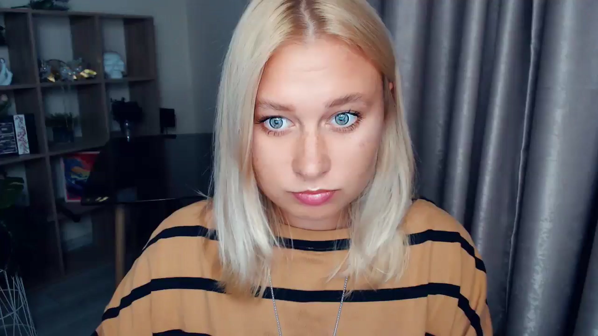 Gallery image thumbnail from Kukla_kolduna's myfreecams stream on, 10/01/2025, 16:13 image 8 of 20