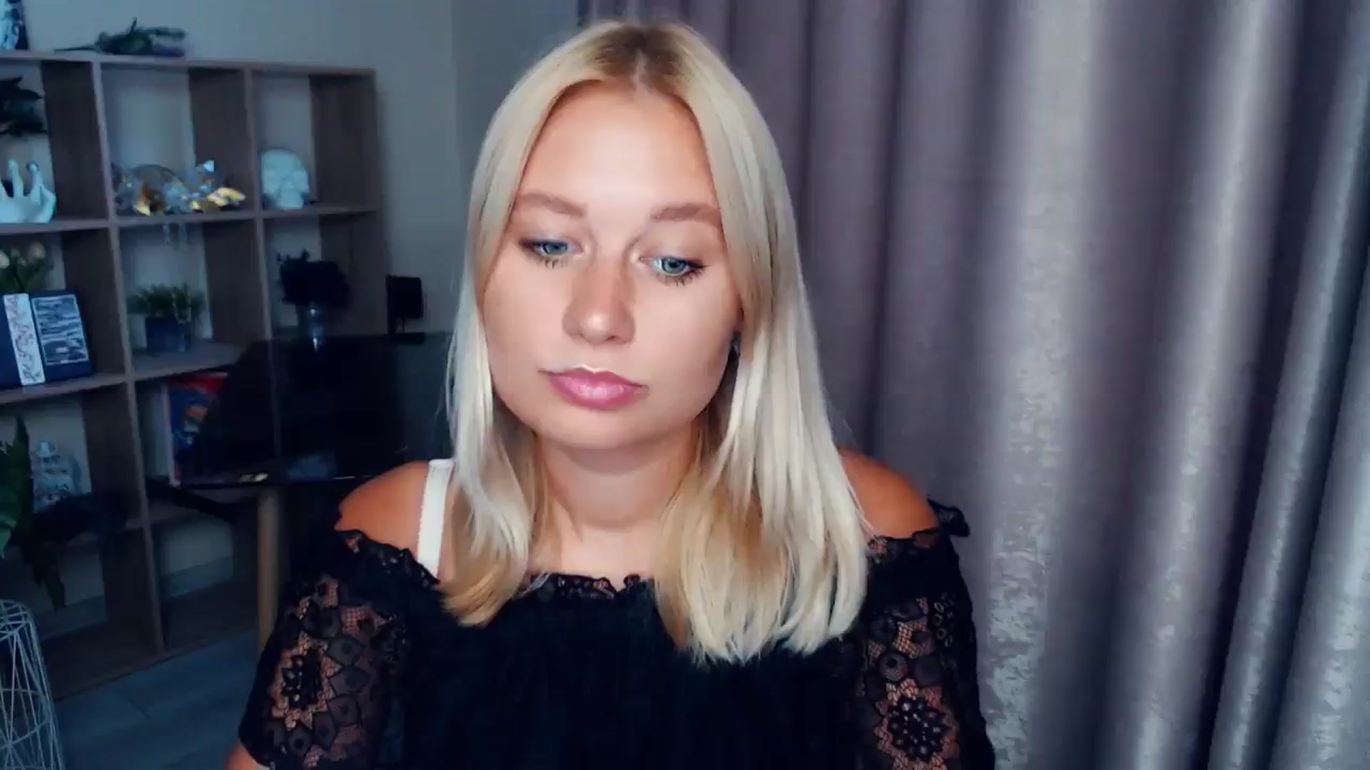 Gallery image thumbnail from Kukla_kolduna's myfreecams stream on, 10/02/2025, 15:41 image 1 of 20