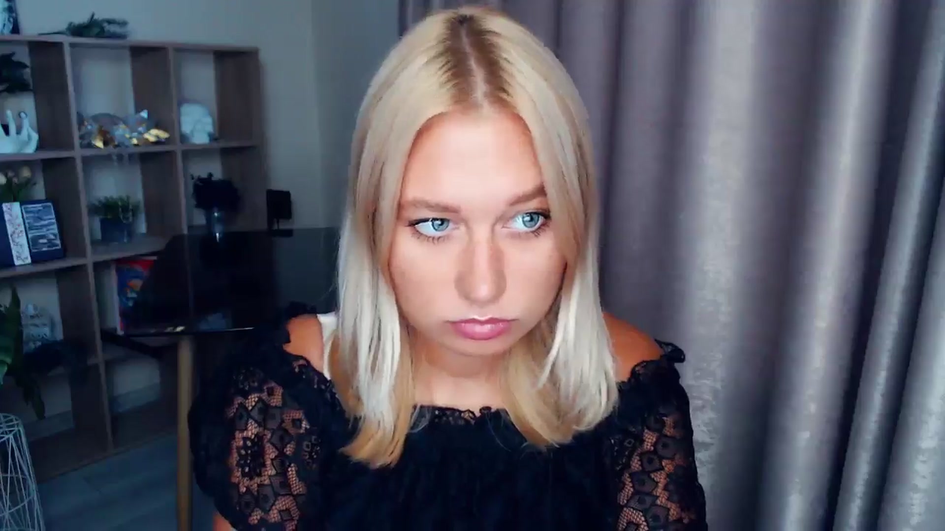 Gallery image thumbnail from Kukla_kolduna's myfreecams stream on, 10/02/2025, 15:41 image 2 of 20