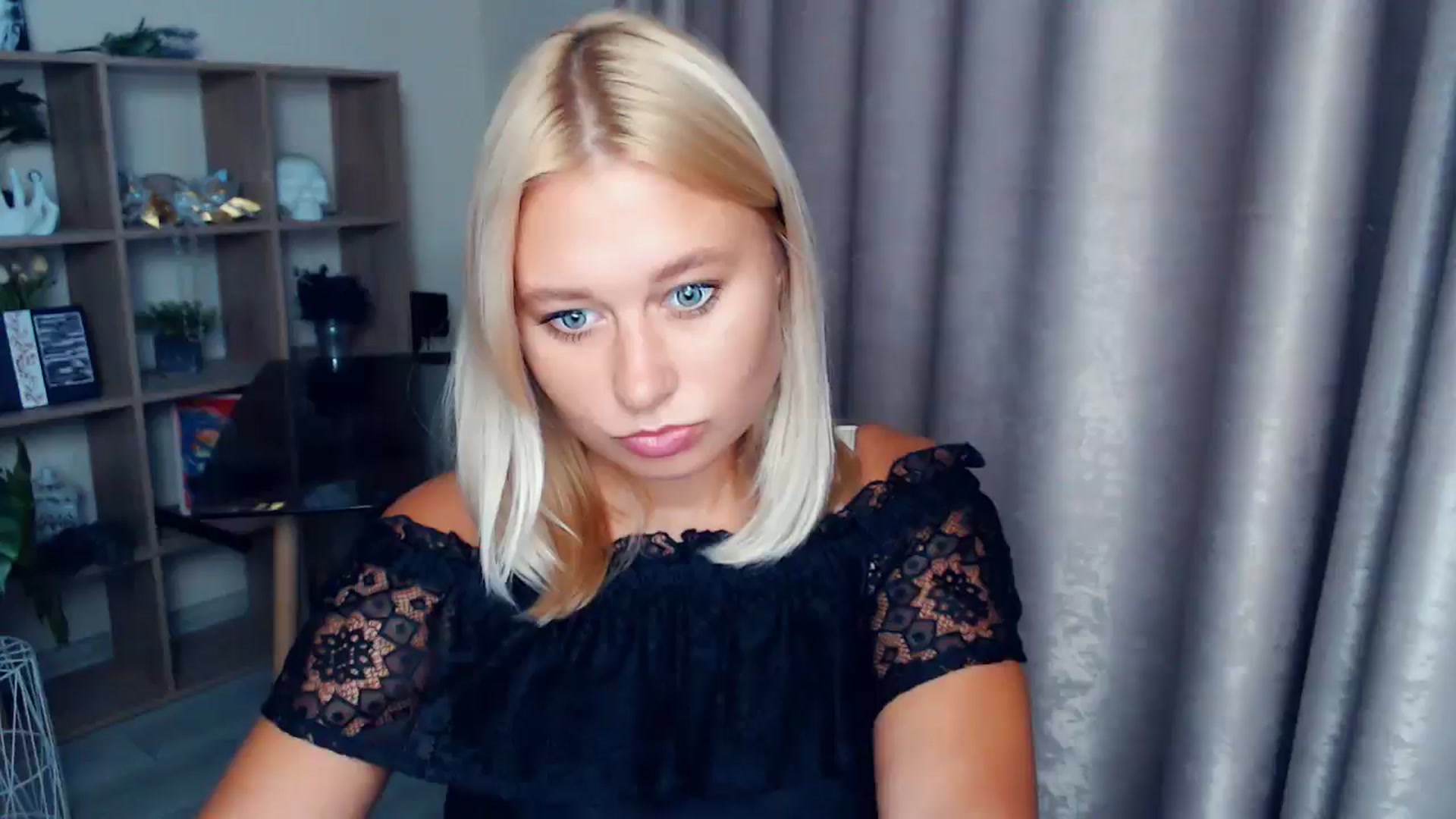 Gallery image thumbnail from Kukla_kolduna's myfreecams stream on, 10/02/2025, 15:41 image 11 of 20