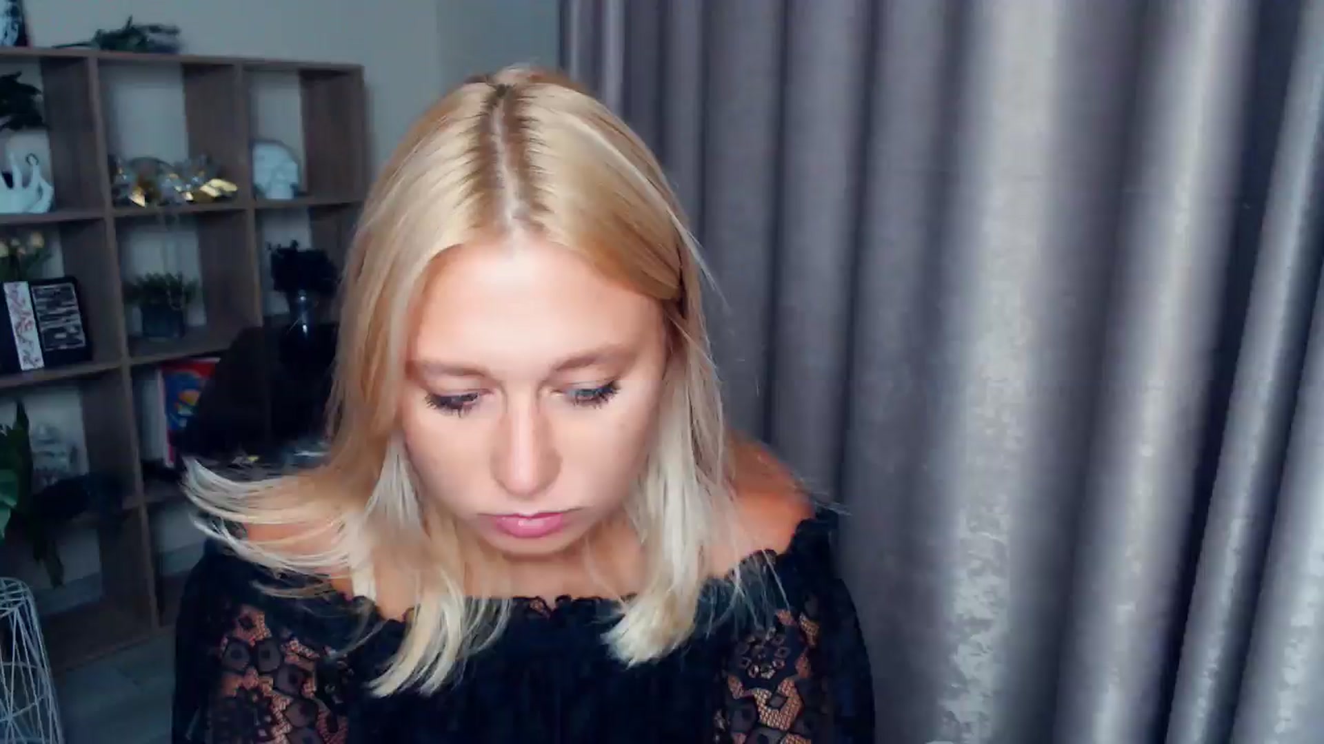 Gallery image thumbnail from Kukla_kolduna's myfreecams stream on, 10/02/2025, 16:46 image 1 of 20