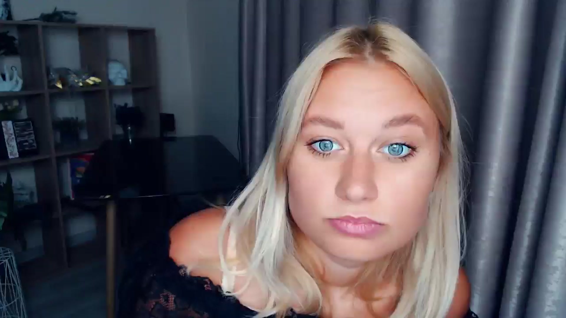 Gallery image thumbnail from Kukla_kolduna's myfreecams stream on, 10/02/2025, 16:46 image 5 of 20