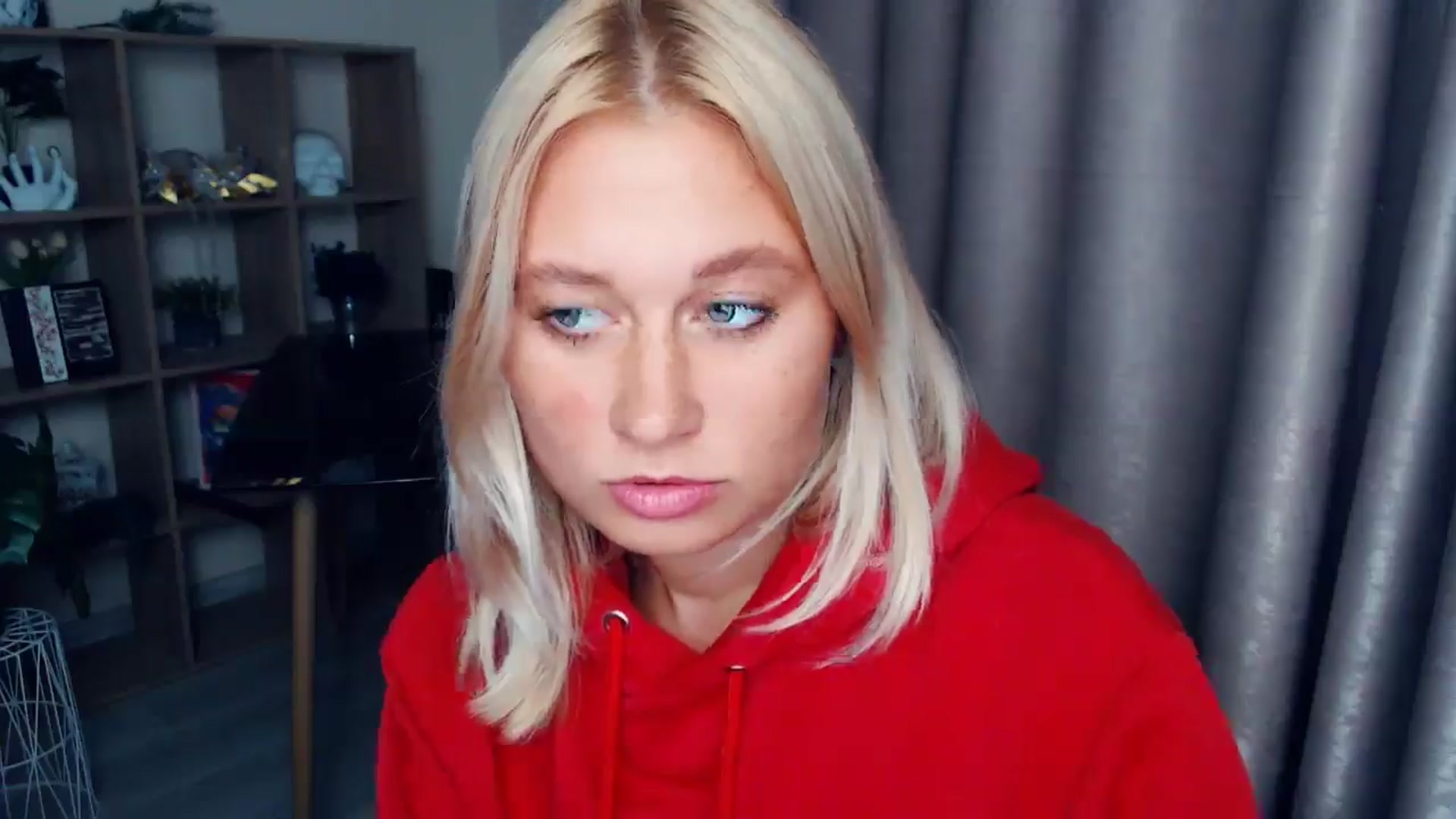 Gallery image thumbnail from Kukla_kolduna's myfreecams stream on, 10/02/2025, 18:12 image 14 of 20