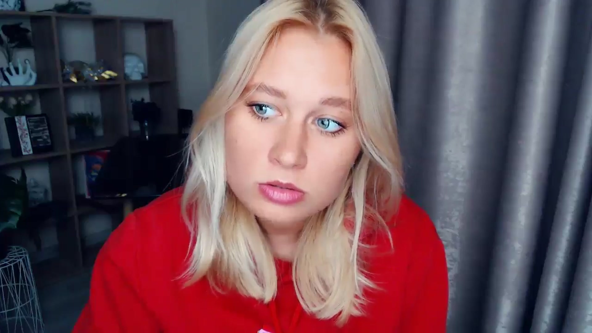Gallery image thumbnail from Kukla_kolduna's myfreecams stream on, 10/02/2025, 18:12 image 3 of 20