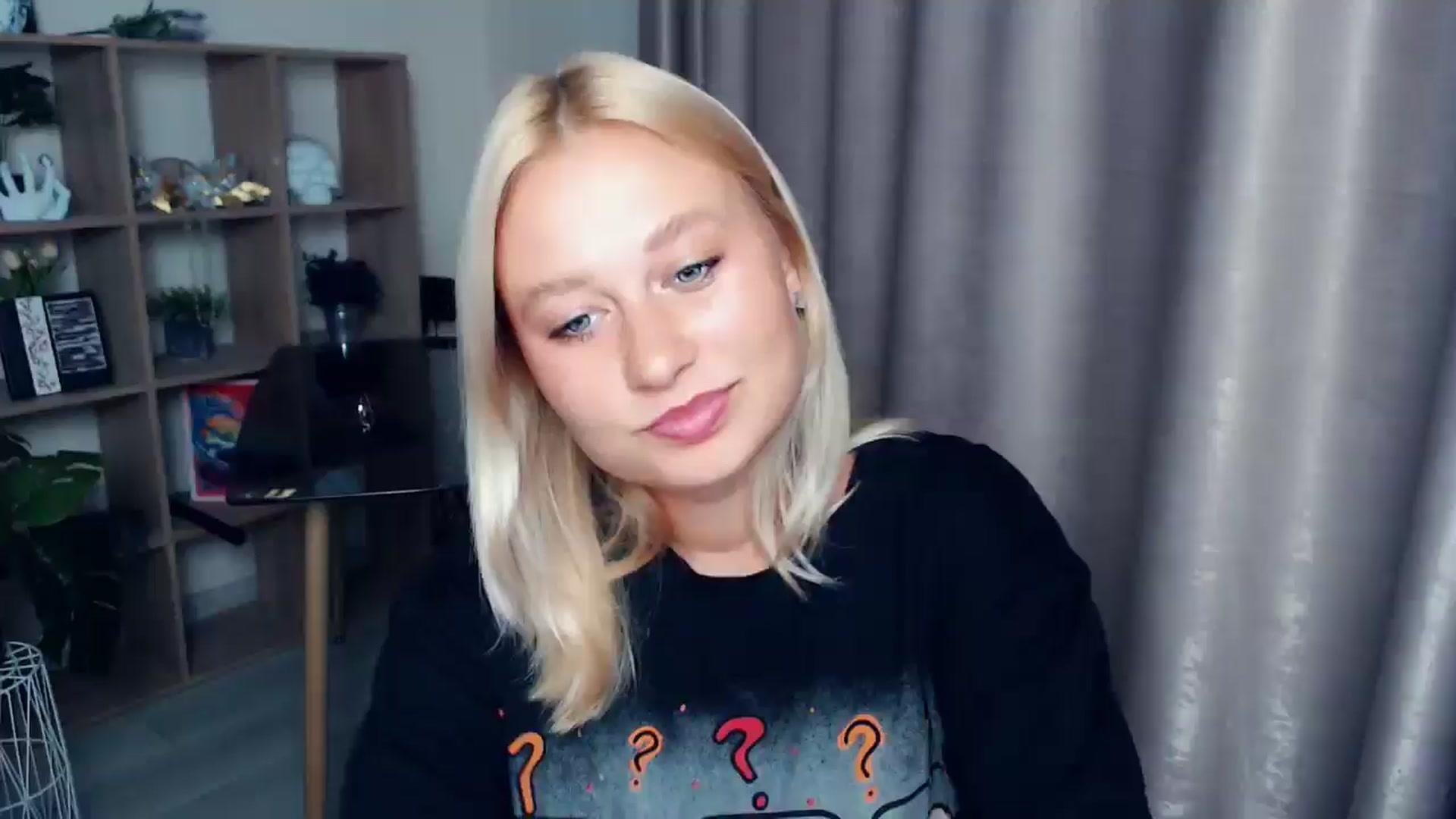 Gallery image thumbnail from Kukla_kolduna's myfreecams stream on, 10/03/2025, 16:30 image 1 of 20