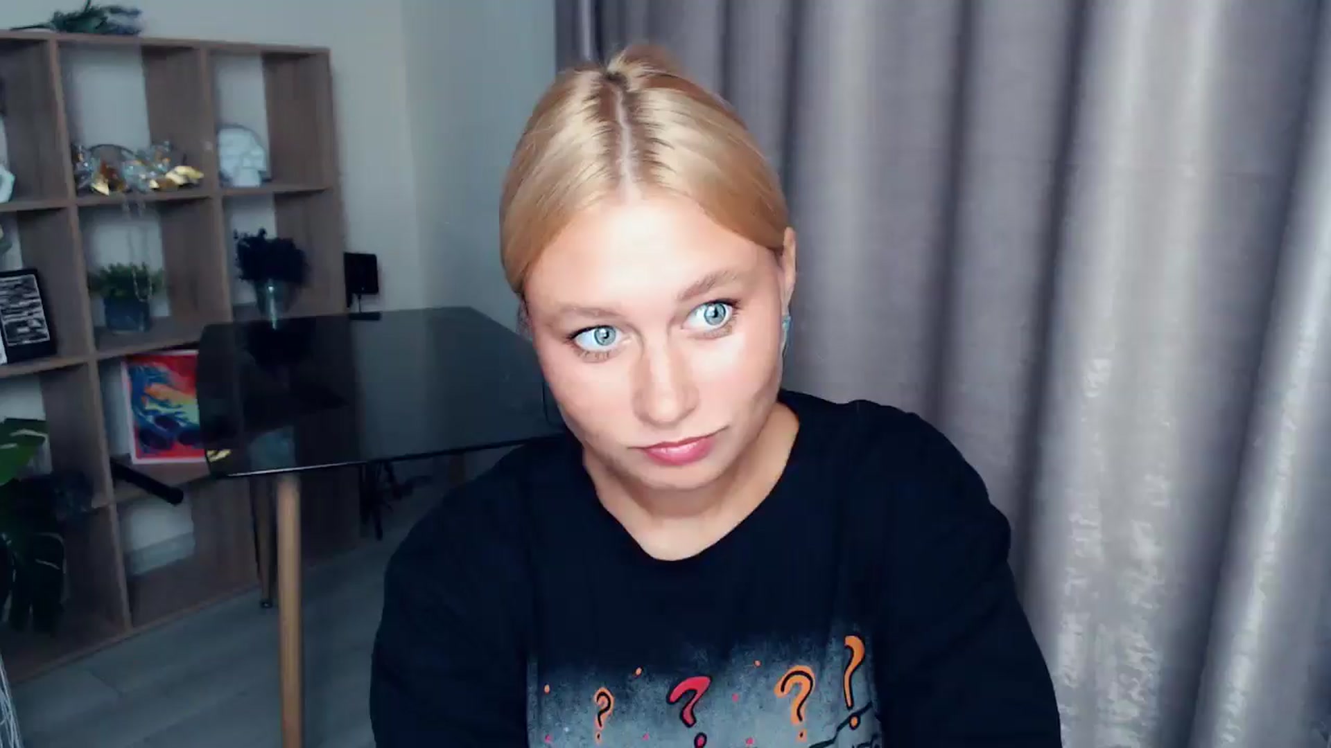 Gallery image thumbnail from Kukla_kolduna's myfreecams stream on, 10/03/2025, 18:27 image 1 of 20