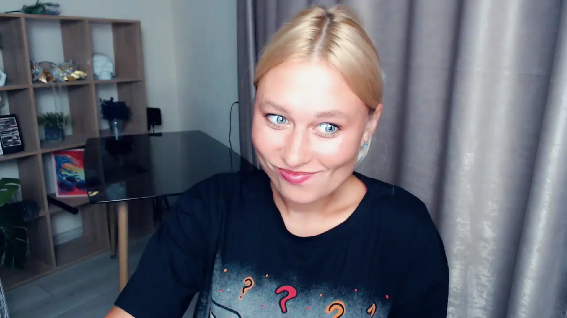 Gallery image thumbnail from Kukla_kolduna's myfreecams stream on, 10/03/2025, 18:27 image 3 of 20