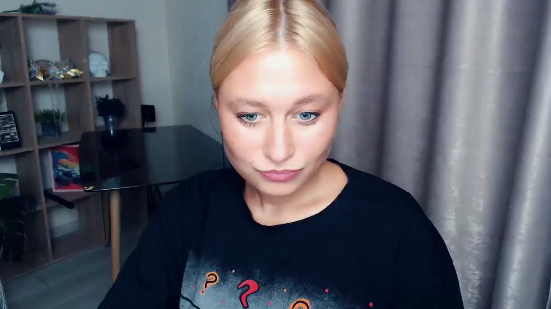 Gallery image thumbnail from Kukla_kolduna's myfreecams stream on, 10/03/2025, 18:27 image 14 of 20