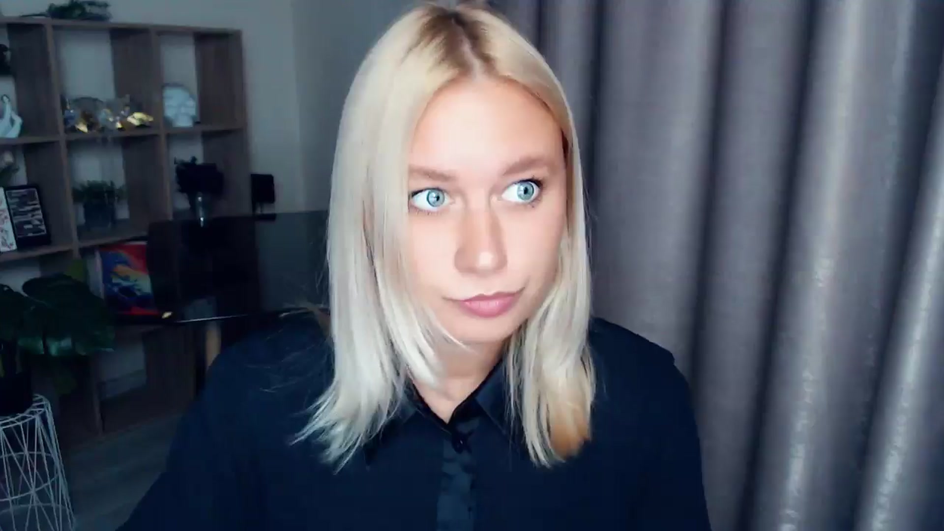 Gallery image thumbnail from Kukla_kolduna's myfreecams stream on, 10/04/2025, 17:12 image 15 of 20