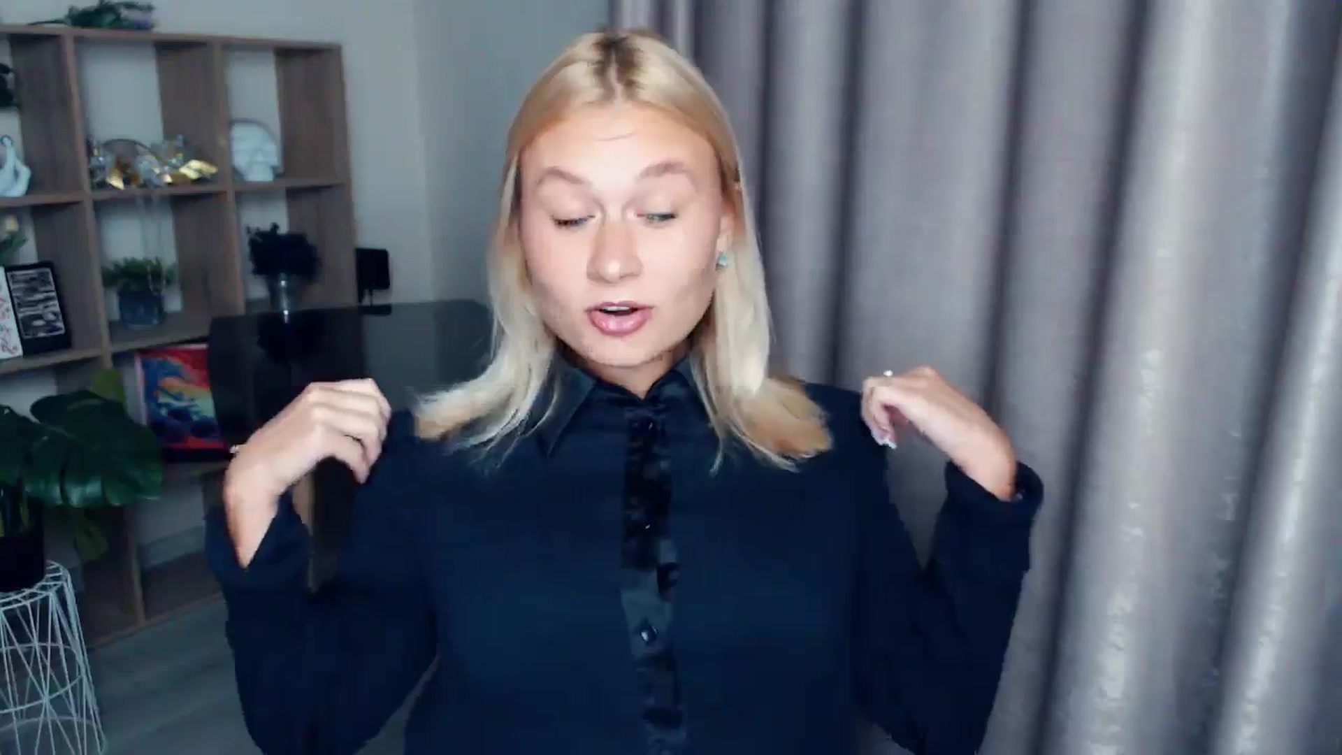 Gallery image thumbnail from Kukla_kolduna's myfreecams stream on, 10/04/2025, 17:12 image 2 of 20
