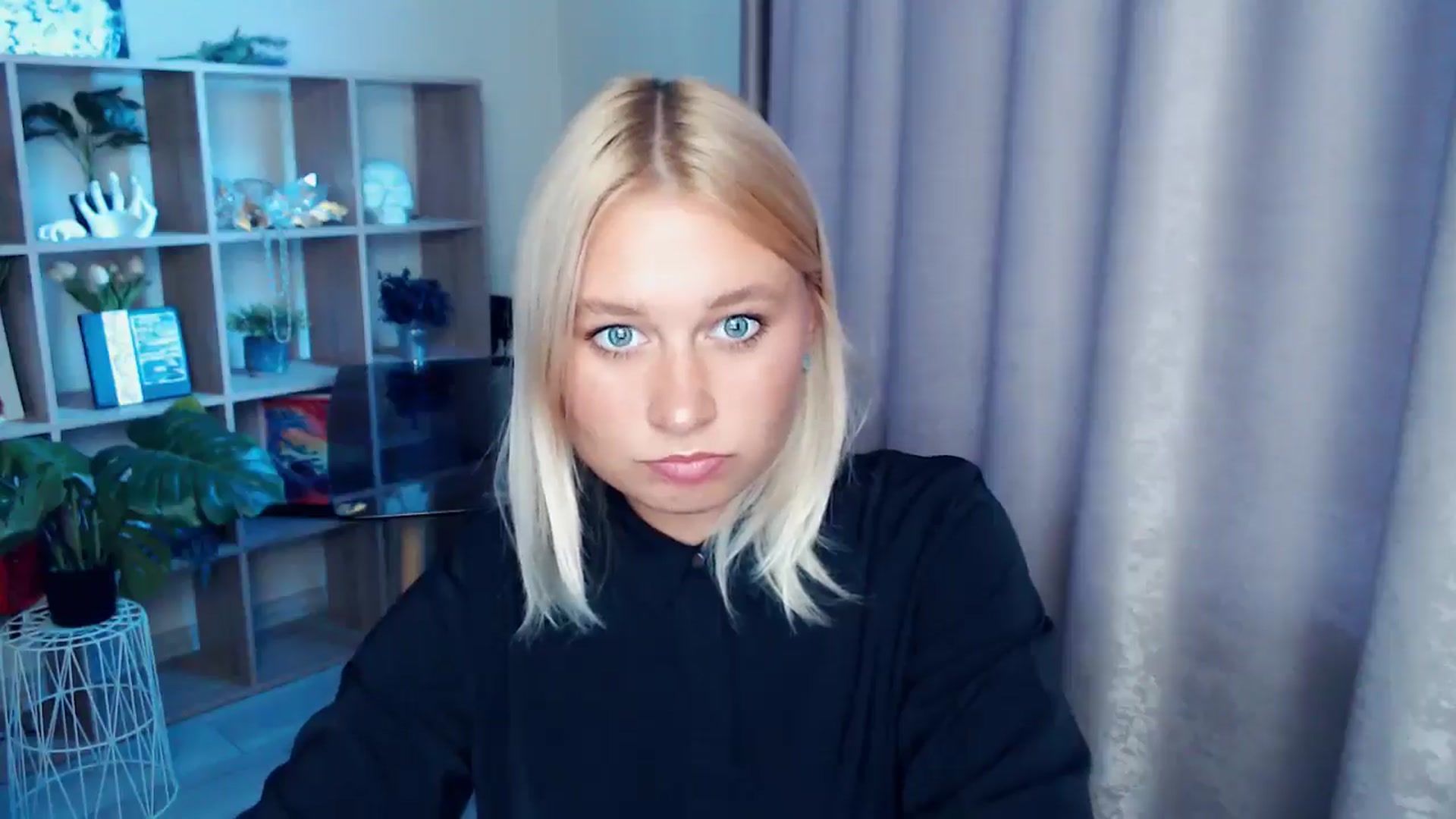 Gallery image thumbnail from Kukla_kolduna's myfreecams stream on, 10/05/2025, 15:01 image 14 of 20