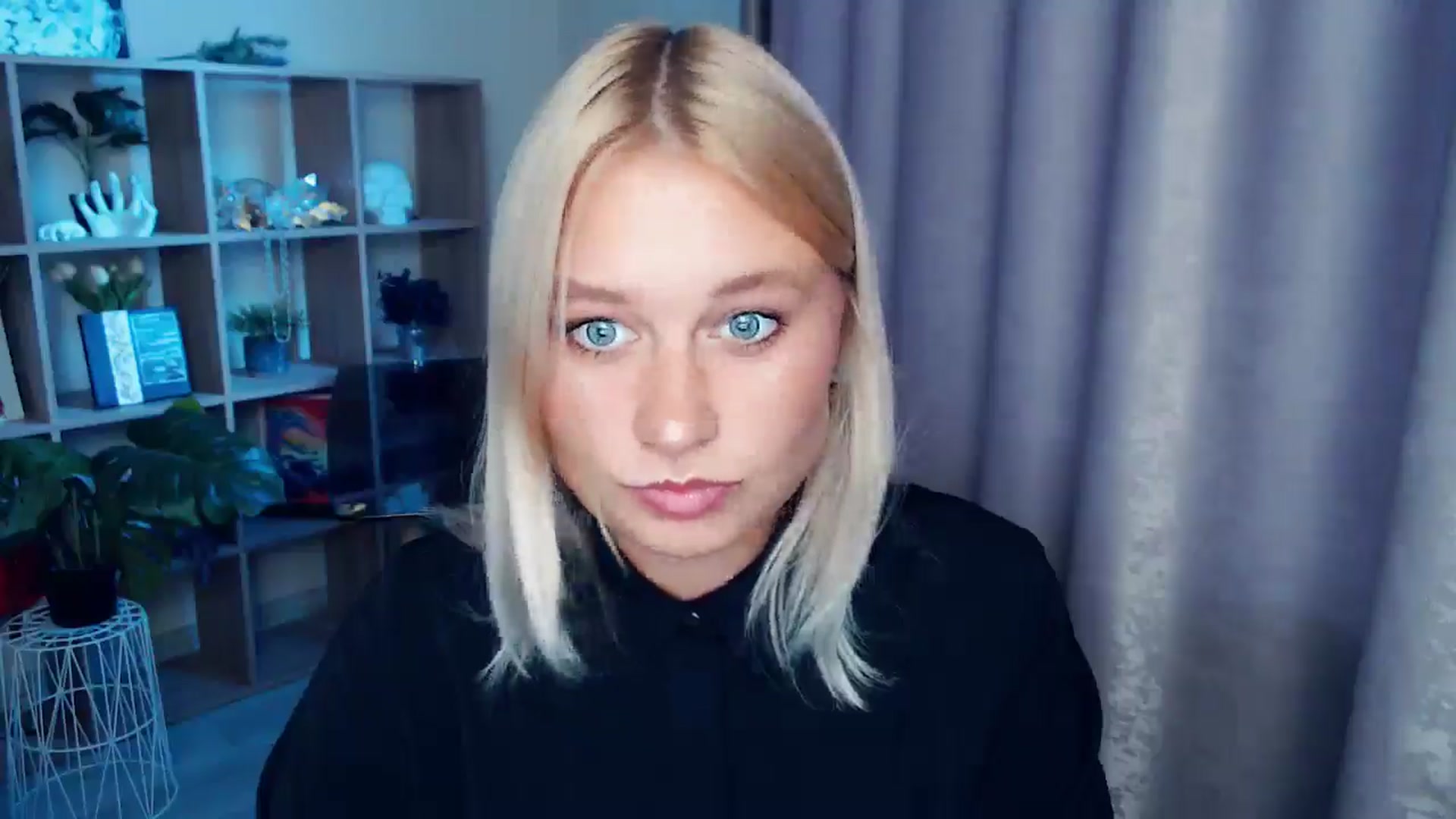 Gallery image thumbnail from Kukla_kolduna's myfreecams stream on, 10/05/2025, 15:01 image 16 of 20