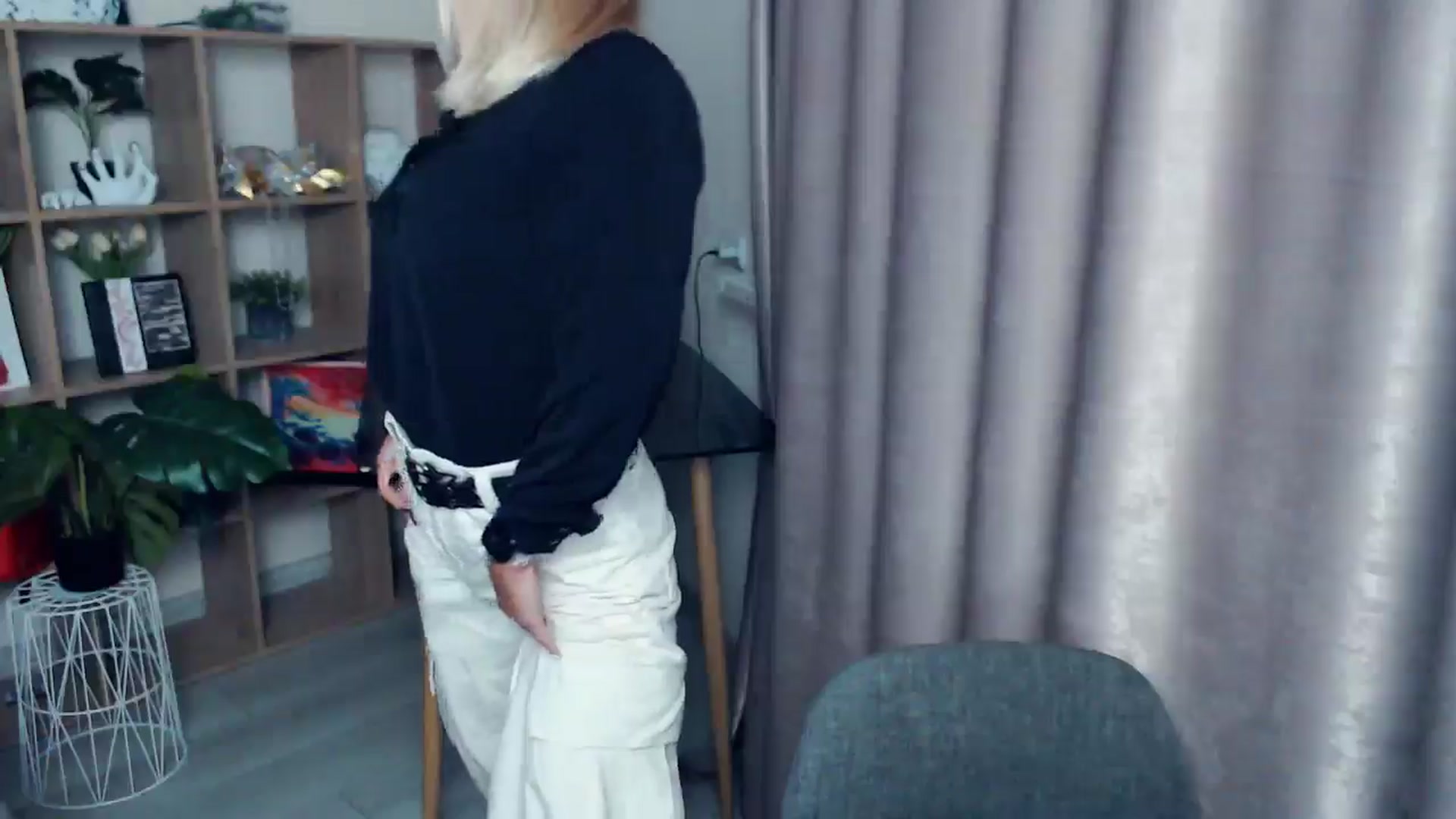 Gallery image thumbnail from Kukla_kolduna's myfreecams stream on, 10/05/2025, 17:00 image 9 of 20