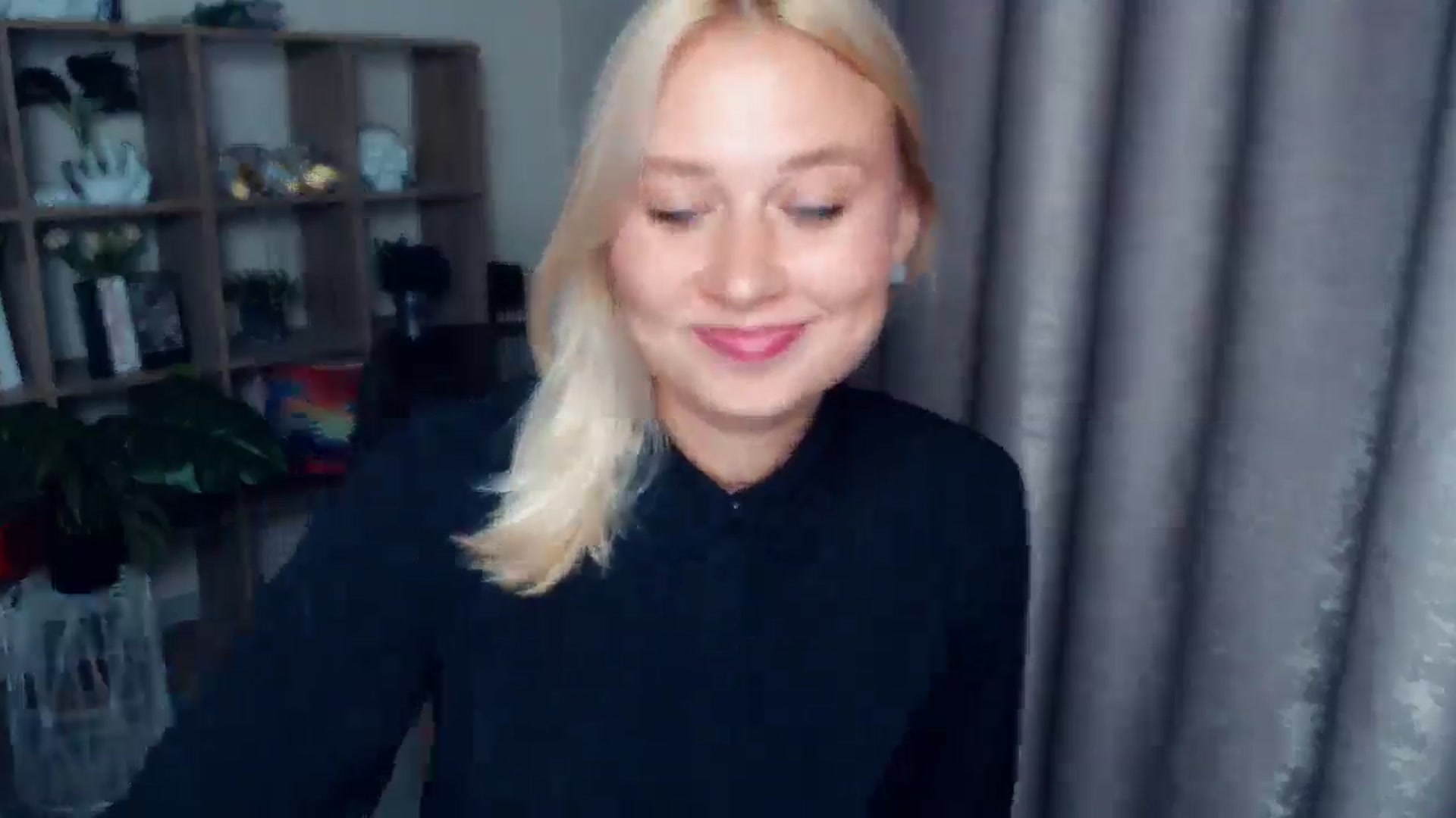 Gallery image thumbnail from Kukla_kolduna's myfreecams stream on, 10/05/2025, 17:00 image 5 of 20
