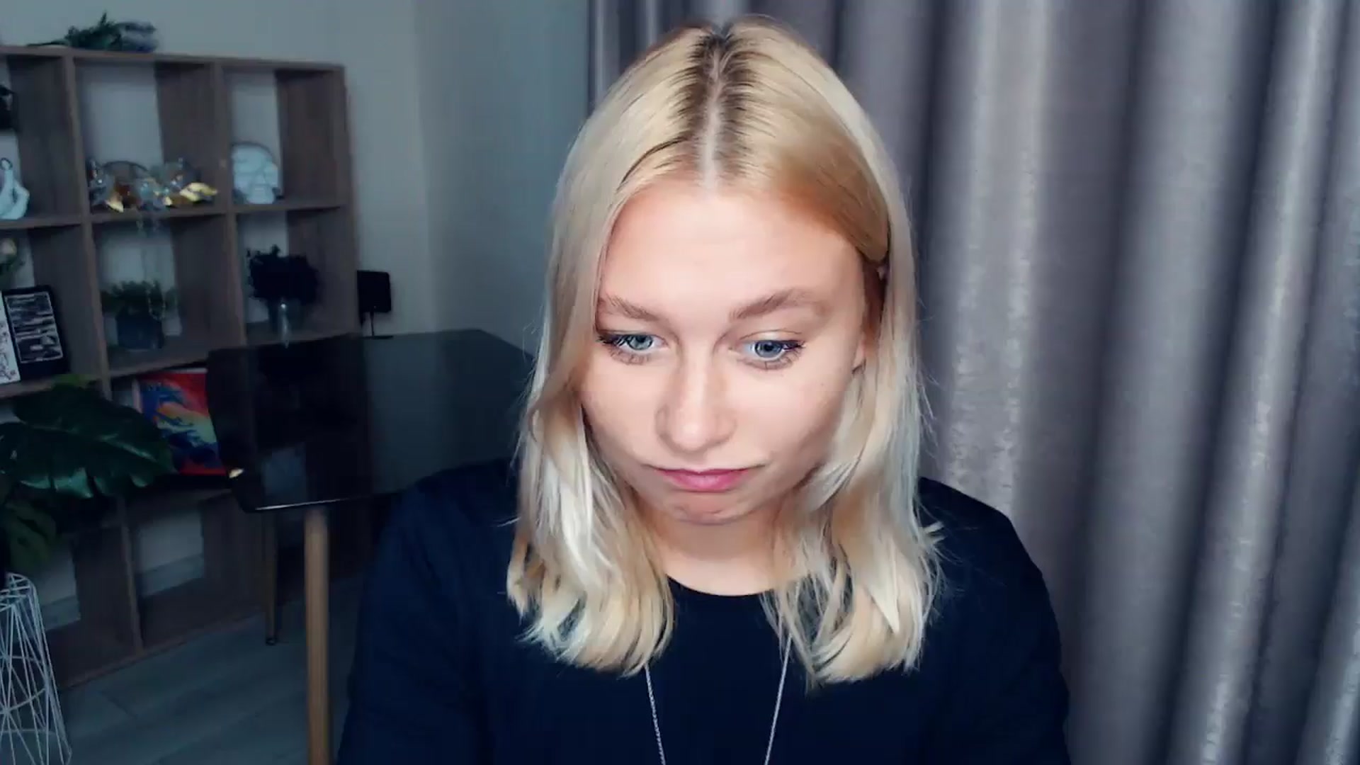 Gallery image thumbnail from Kukla_kolduna's myfreecams stream on, 10/08/2025, 18:10 image 5 of 20