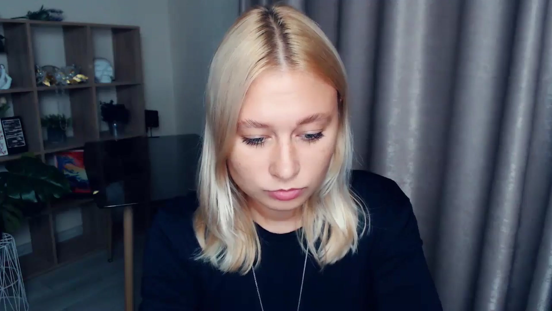 Gallery image thumbnail from Kukla_kolduna's myfreecams stream on, 10/08/2025, 18:10 image 8 of 20