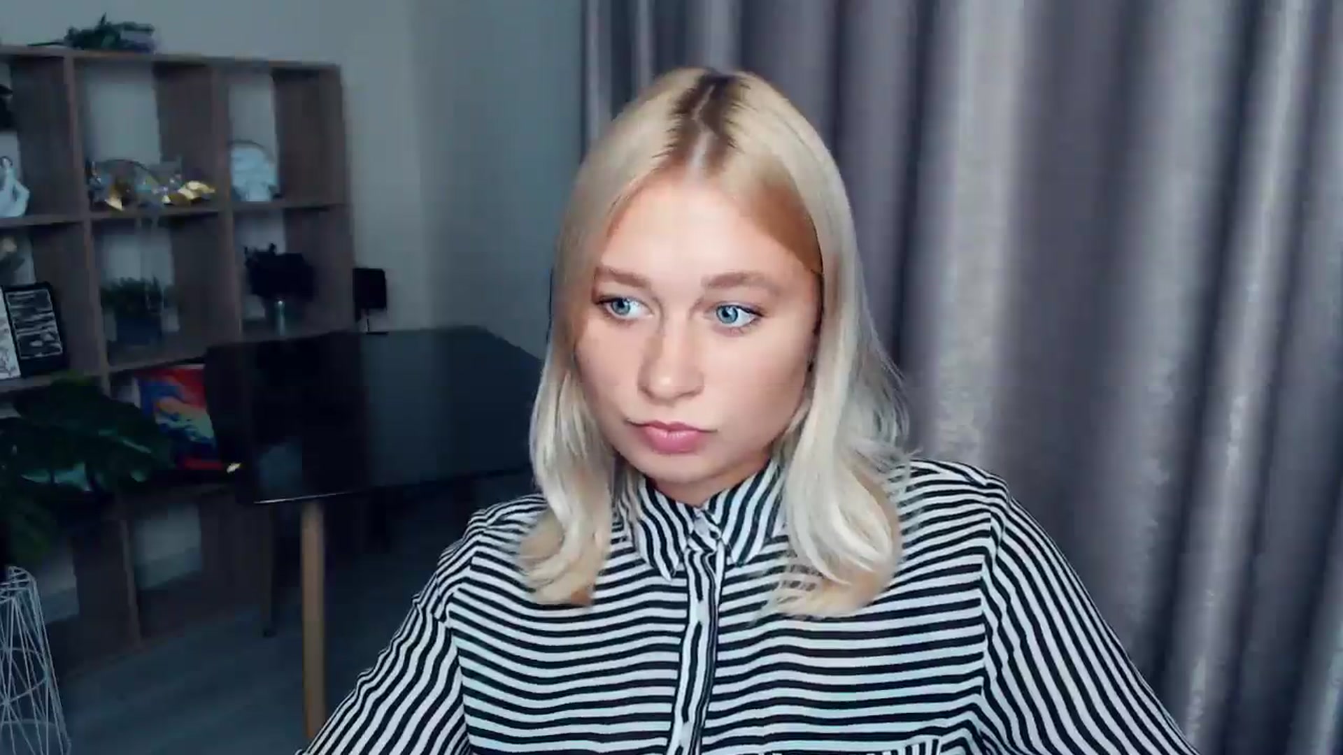 Gallery image thumbnail from Kukla_kolduna's myfreecams stream on, 10/09/2025, 16:08 image 16 of 20