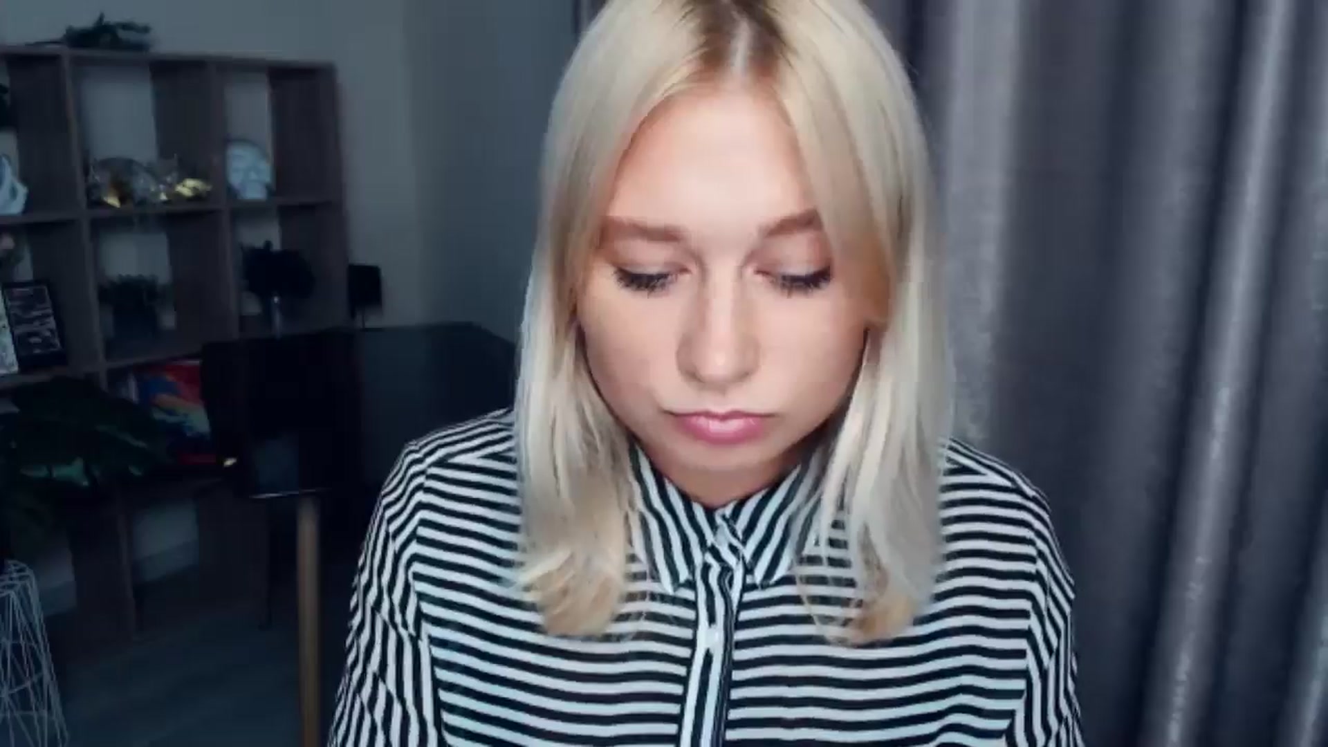 Gallery image thumbnail from Kukla_kolduna's myfreecams stream on, 10/09/2025, 16:08 image 20 of 20