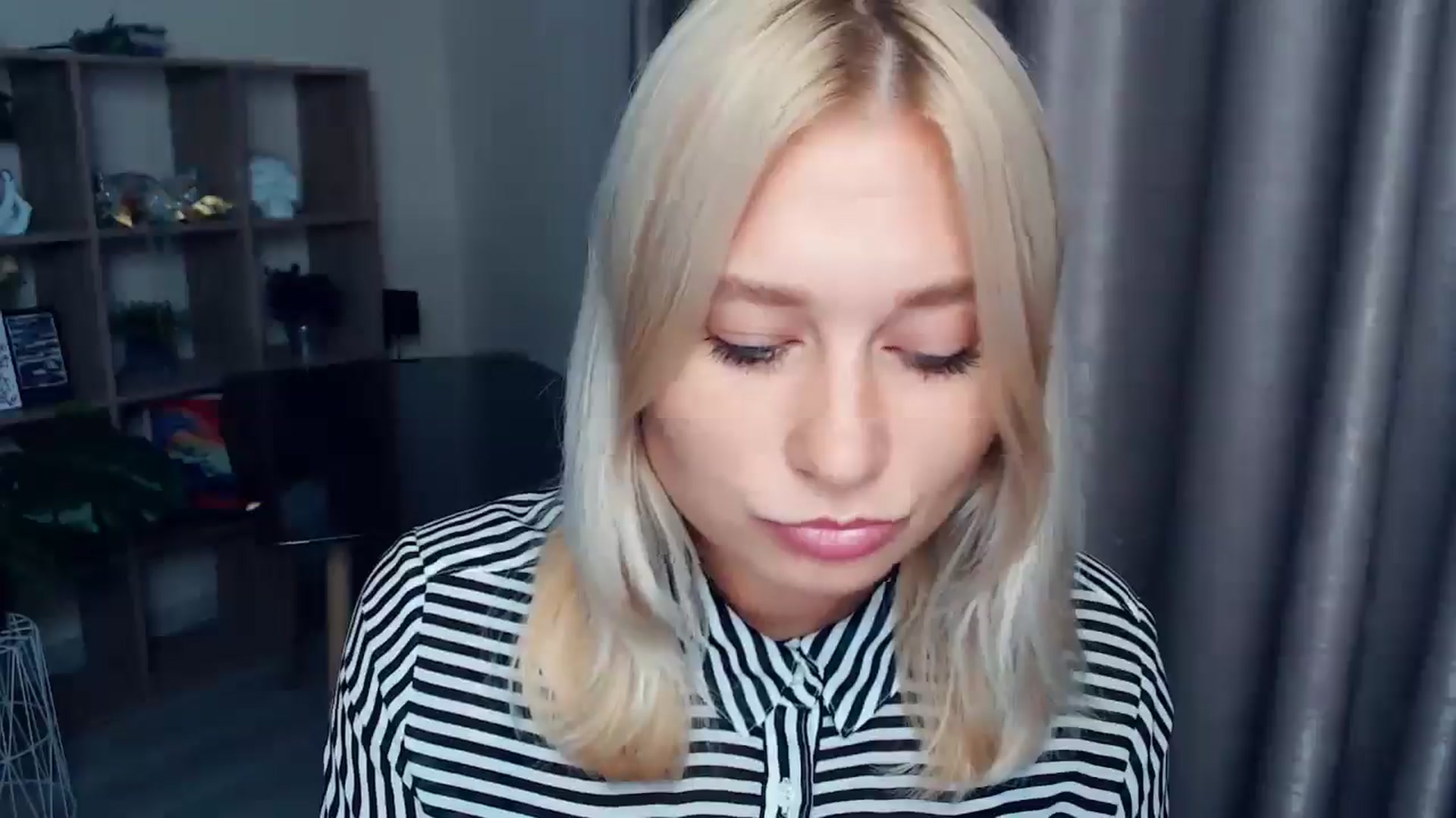 Gallery image thumbnail from Kukla_kolduna's myfreecams stream on, 10/09/2025, 16:08 image 5 of 20