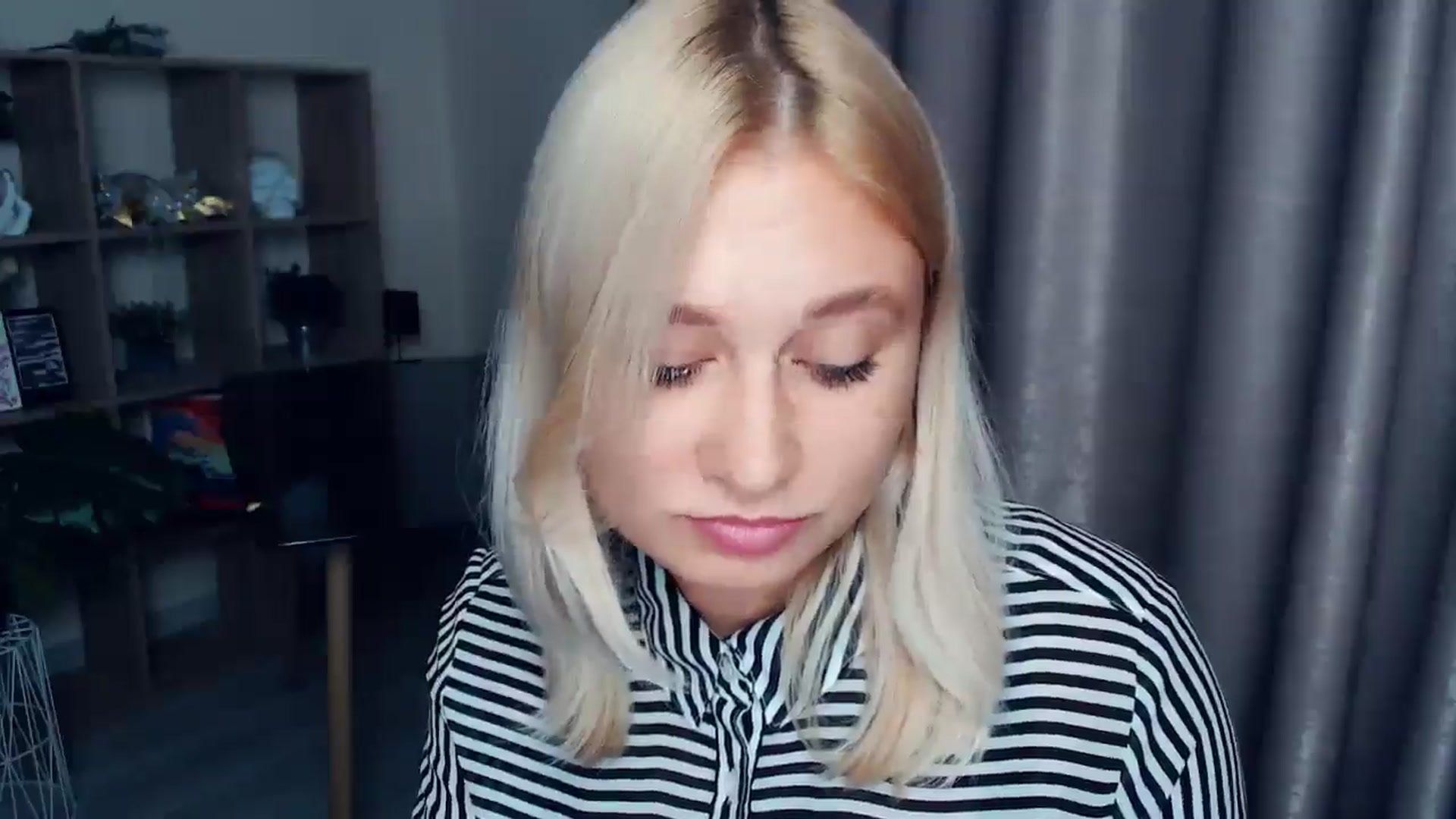 Gallery image thumbnail from Kukla_kolduna's myfreecams stream on, 10/09/2025, 16:08 image 7 of 20