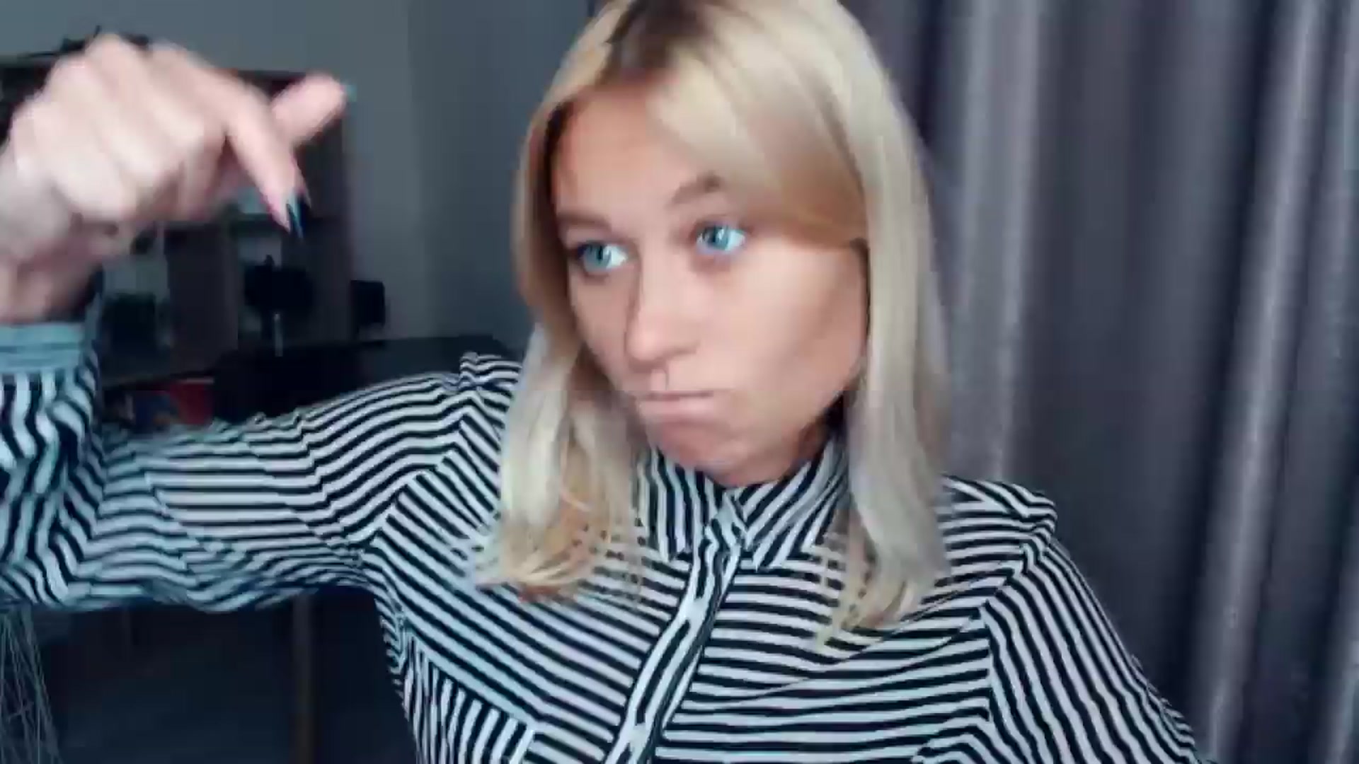 Gallery image thumbnail from Kukla_kolduna's myfreecams stream on, 10/09/2025, 17:50 image 12 of 20
