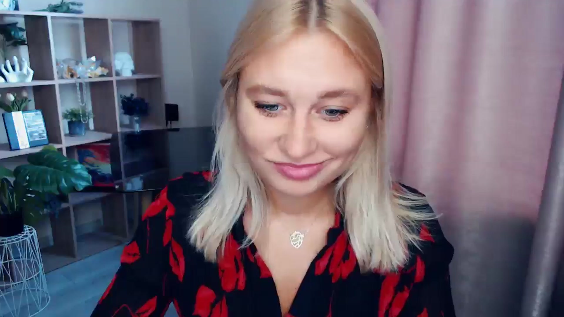 Gallery image thumbnail from Kukla_kolduna's myfreecams stream on, 10/11/2025, 06:45 image 3 of 20