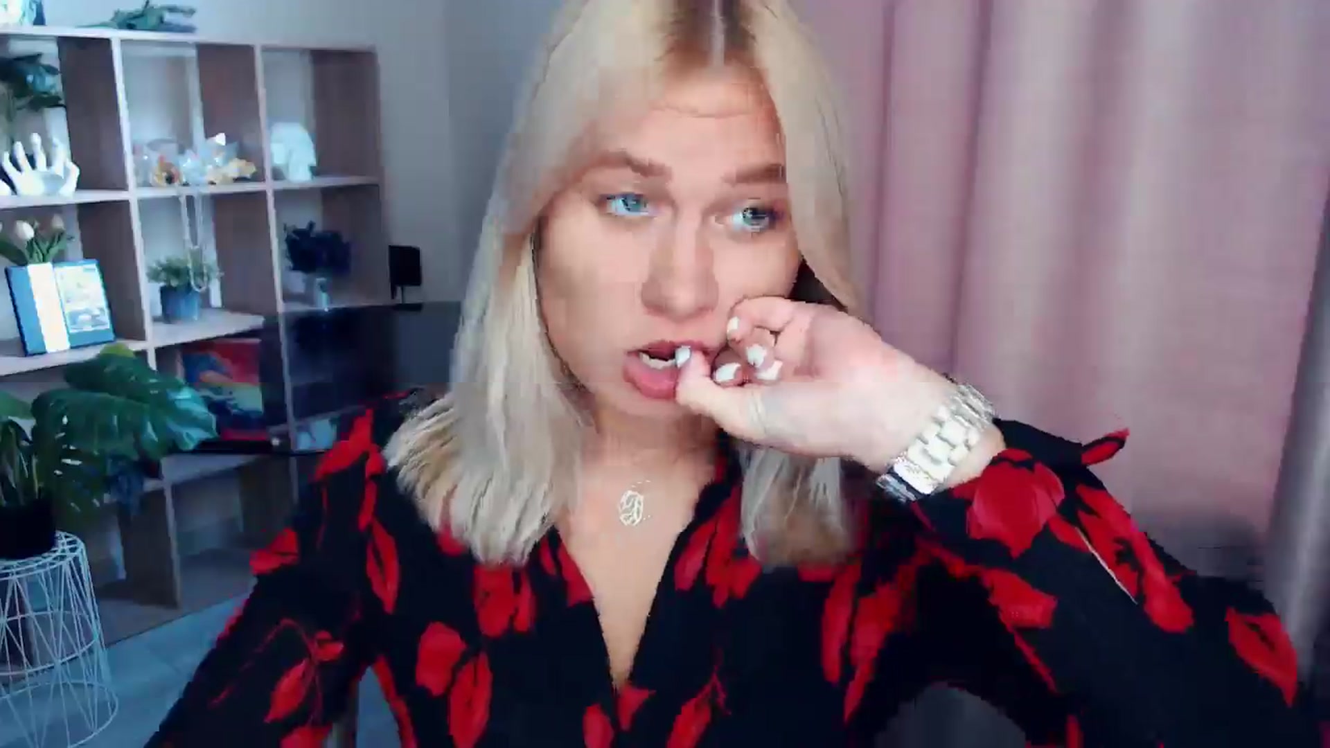 Gallery image thumbnail from Kukla_kolduna's myfreecams stream on, 10/11/2025, 06:45 image 6 of 20
