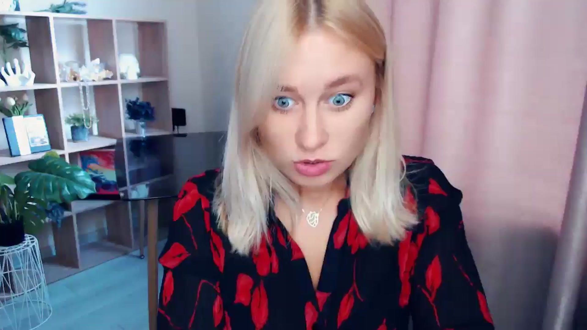 Gallery image thumbnail from Kukla_kolduna's myfreecams stream on, 10/11/2025, 06:45 image 9 of 20