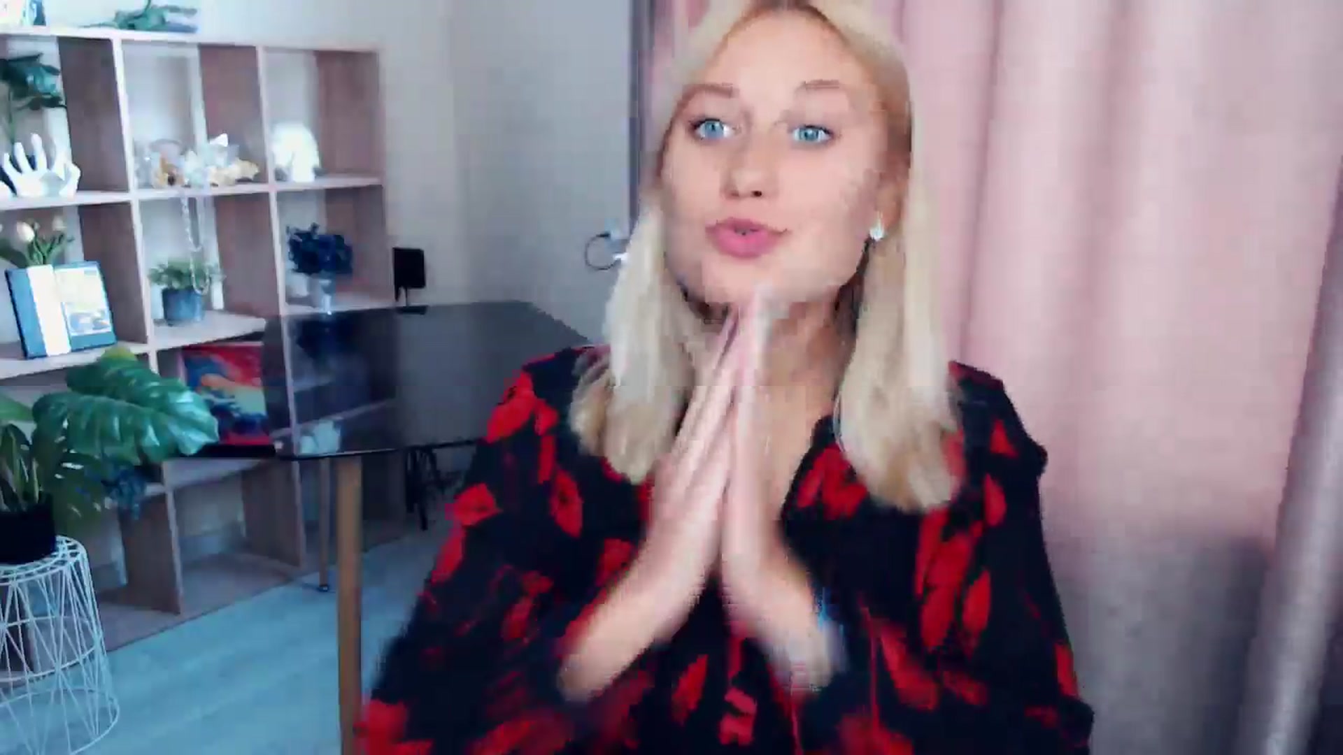 Gallery image thumbnail from Kukla_kolduna's myfreecams stream on, 10/11/2025, 06:45 image 10 of 20