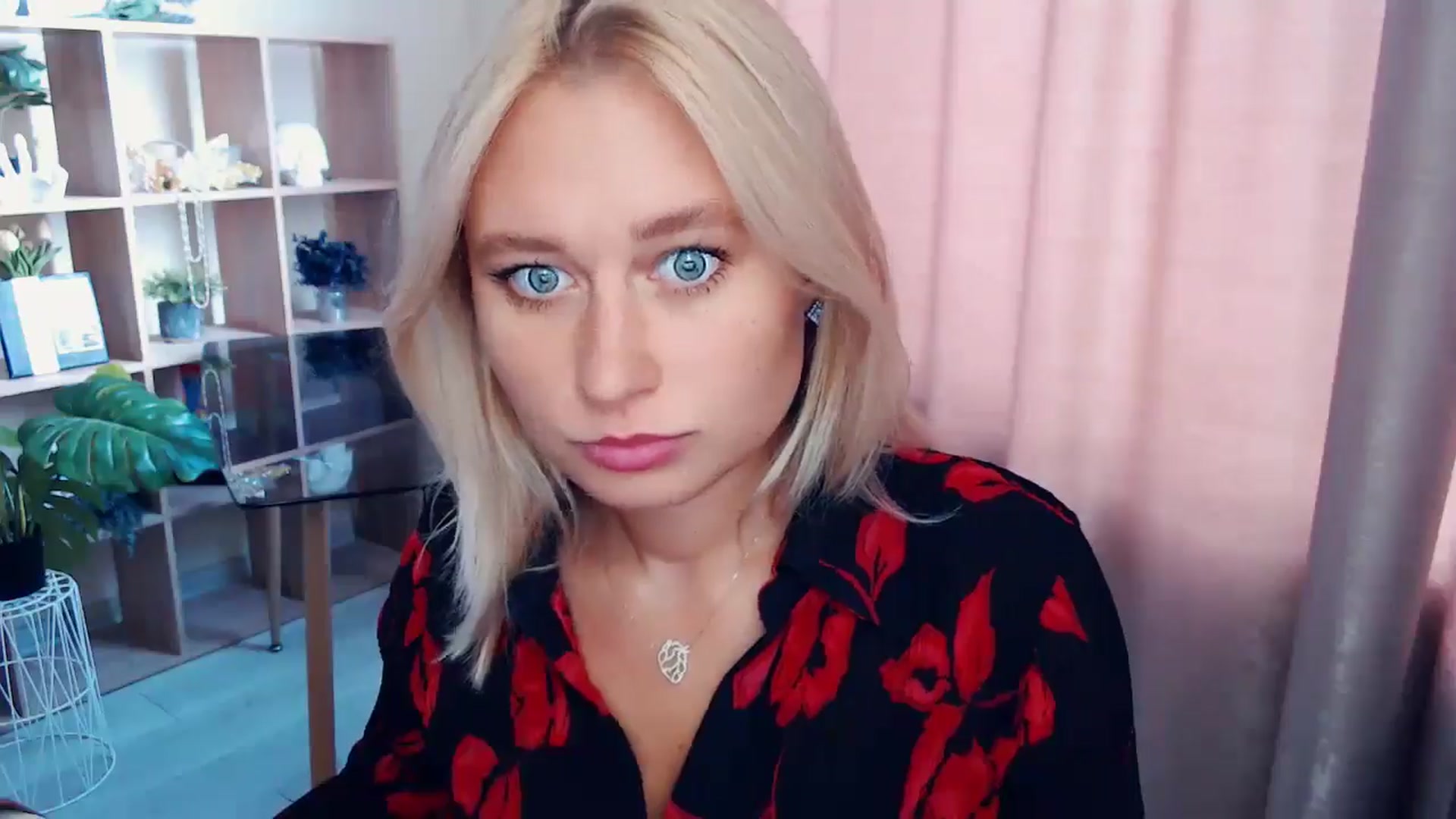 Gallery image thumbnail from Kukla_kolduna's myfreecams stream on, 10/11/2025, 10:53 image 17 of 20