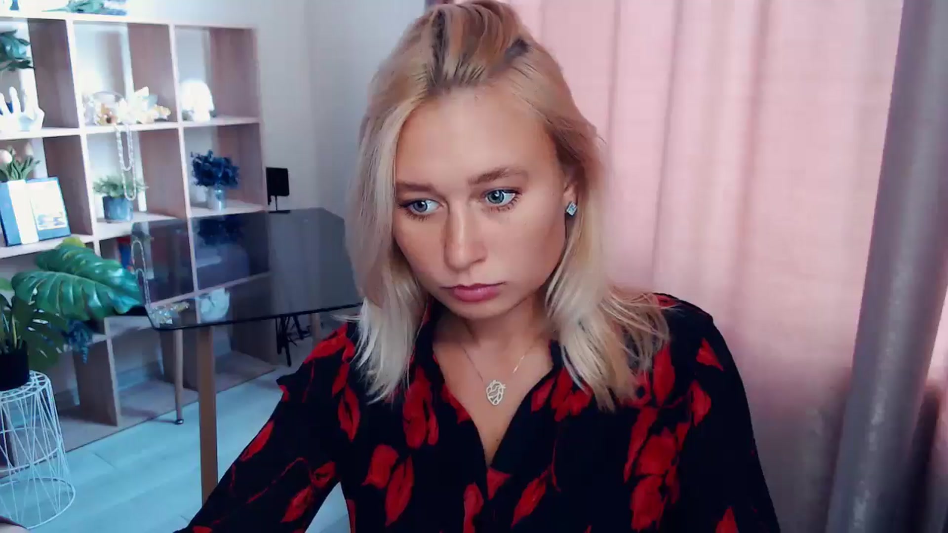 Gallery image thumbnail from Kukla_kolduna's myfreecams stream on, 10/11/2025, 10:53 image 10 of 20
