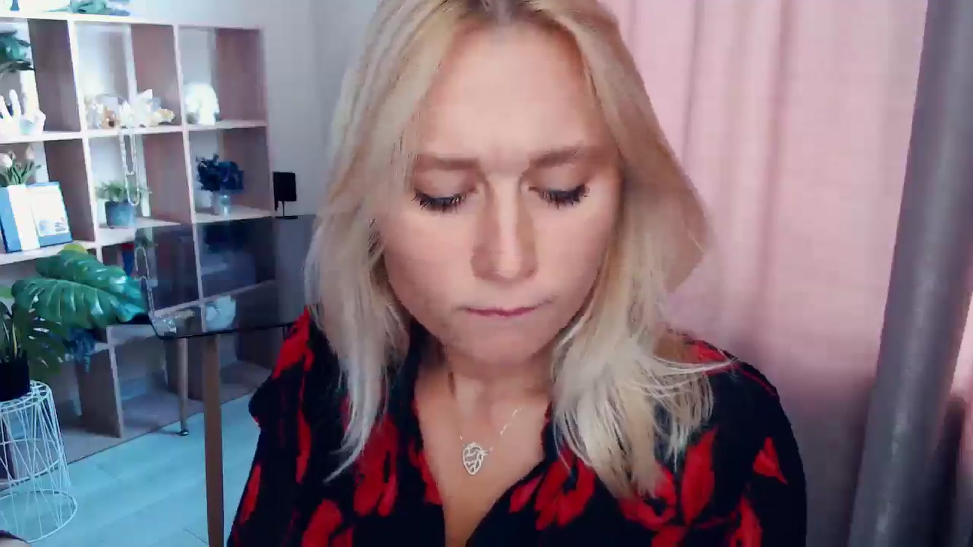 Gallery image thumbnail from Kukla_kolduna's myfreecams stream on, 10/11/2025, 10:53 image 12 of 20