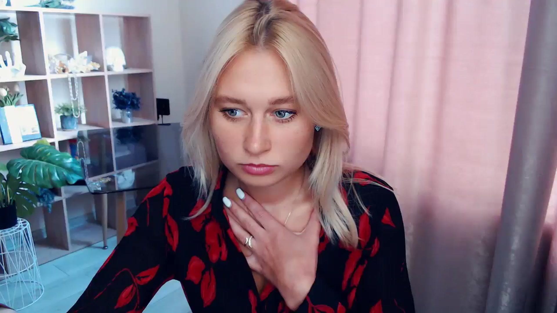 Gallery image thumbnail from Kukla_kolduna's myfreecams stream on, 10/11/2025, 10:53 image 2 of 20