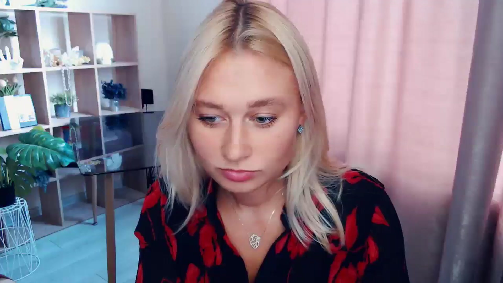 Gallery image thumbnail from Kukla_kolduna's myfreecams stream on, 10/11/2025, 10:53 image 5 of 20