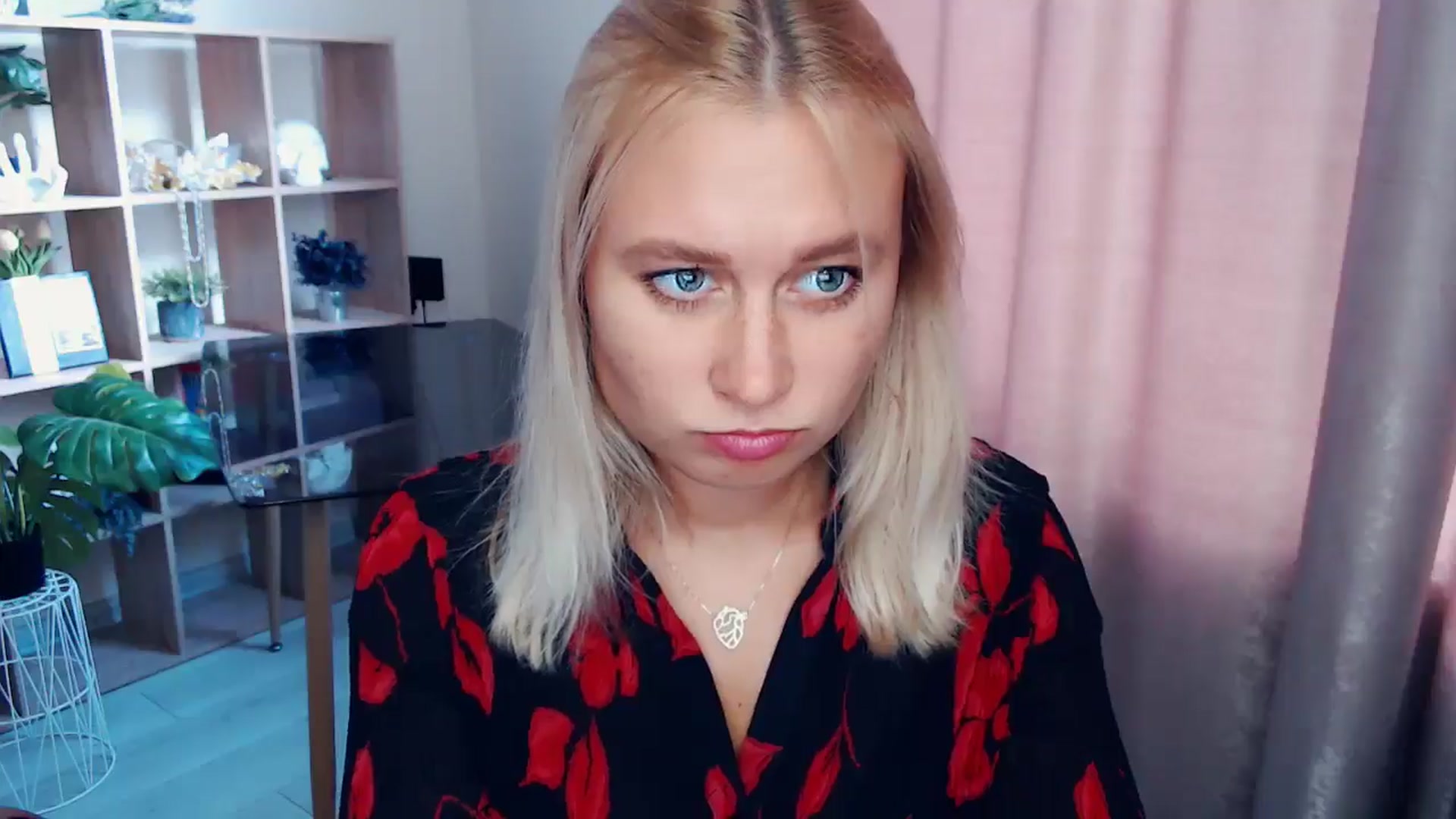 Gallery image thumbnail from Kukla_kolduna's myfreecams stream on, 10/11/2025, 11:43 image 9 of 20